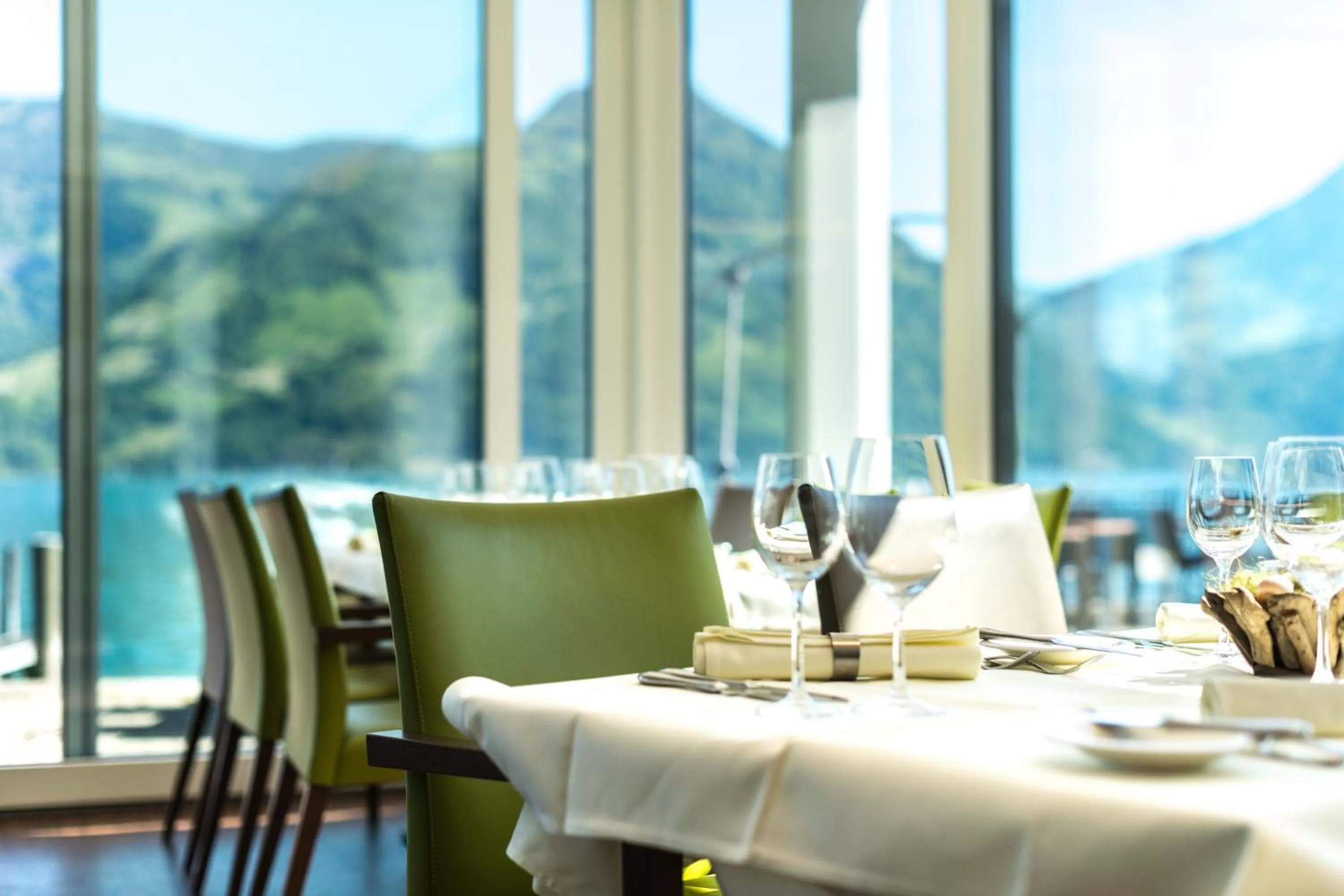 Restaurant/places to eat in Hotel Nidwaldnerhof direkt am See