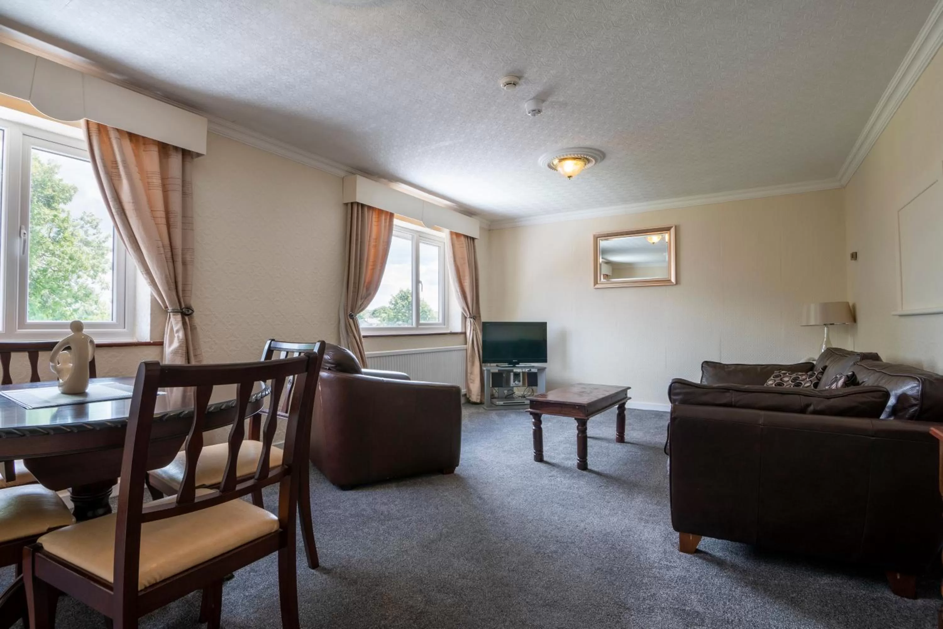 Living room in Beaufort Park Hotel