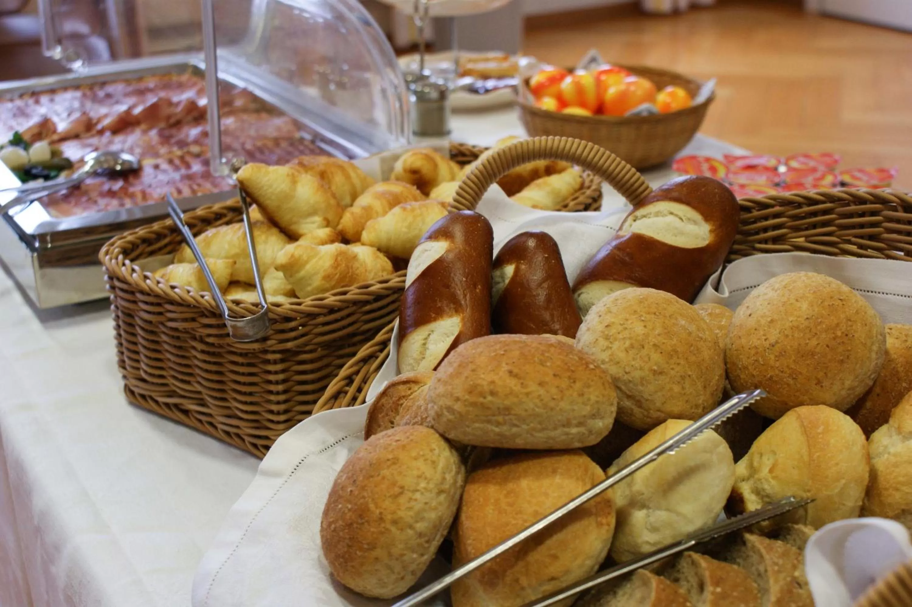 Buffet breakfast in Dialoghotel Eckstein
