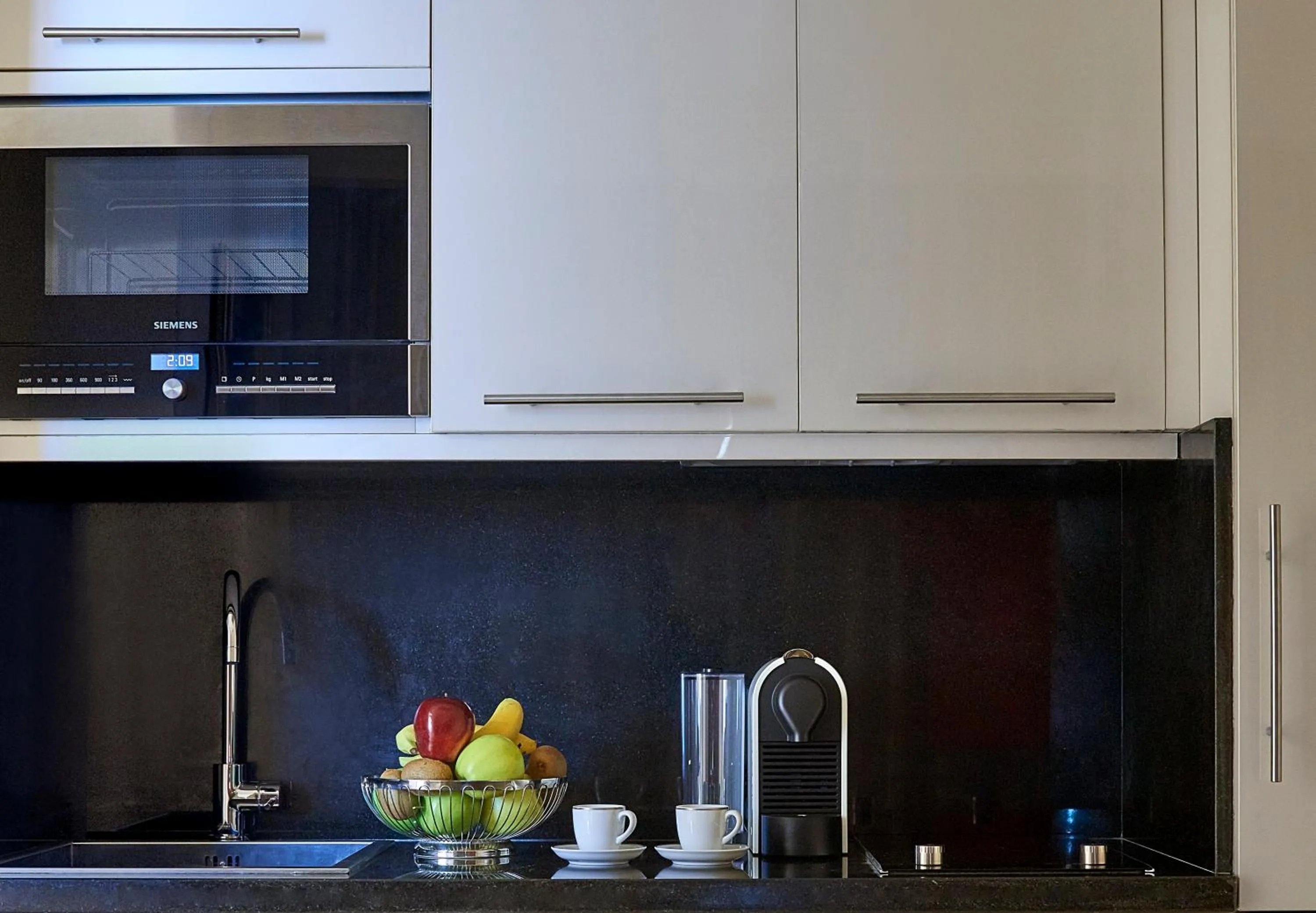 Kitchen or kitchenette in Four Seasons Cairo At The First Residence