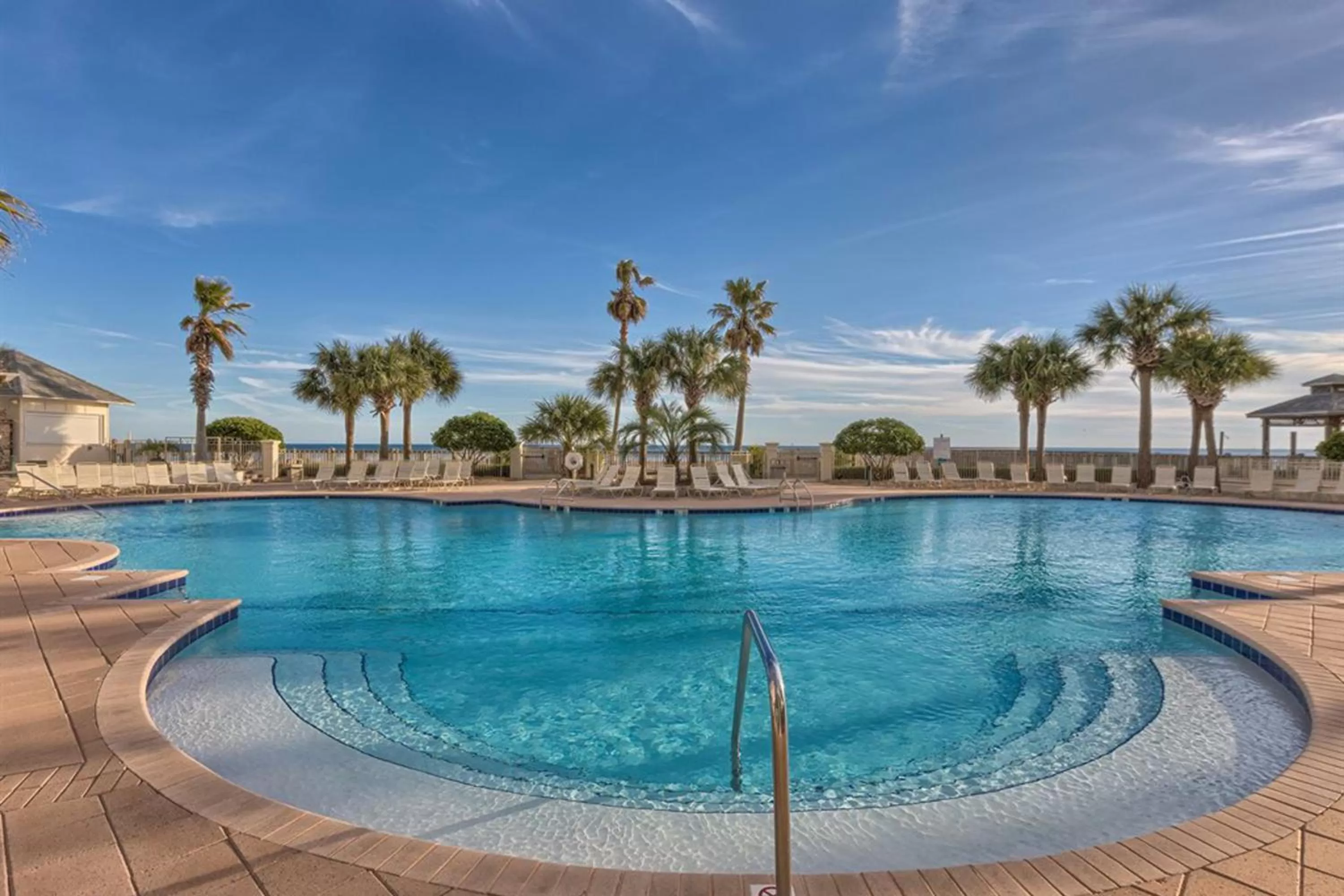 Swimming Pool in The Beach Club Resort and Spa III