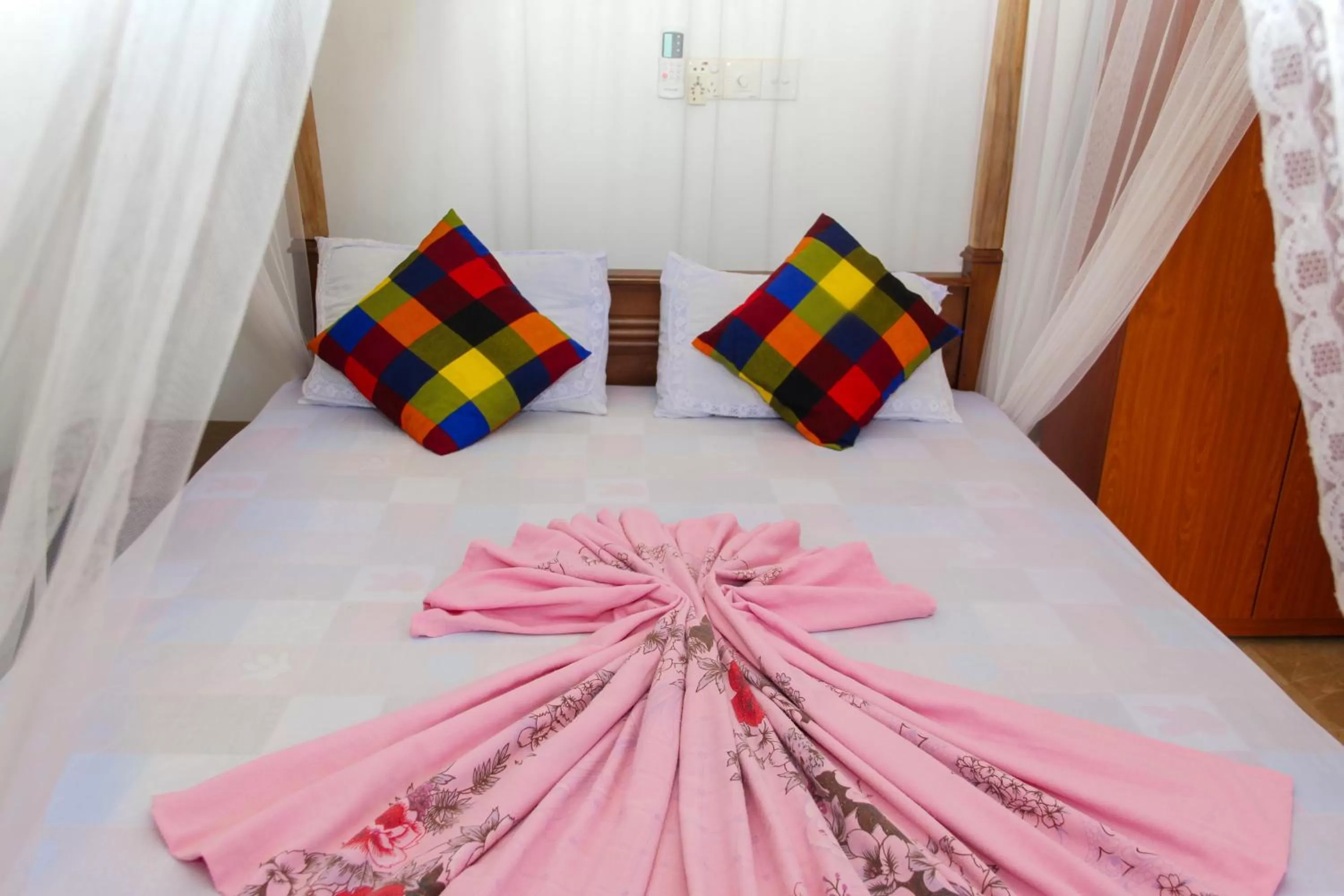 Bedroom, Banquet Facilities in Pearl Resort Mirissa