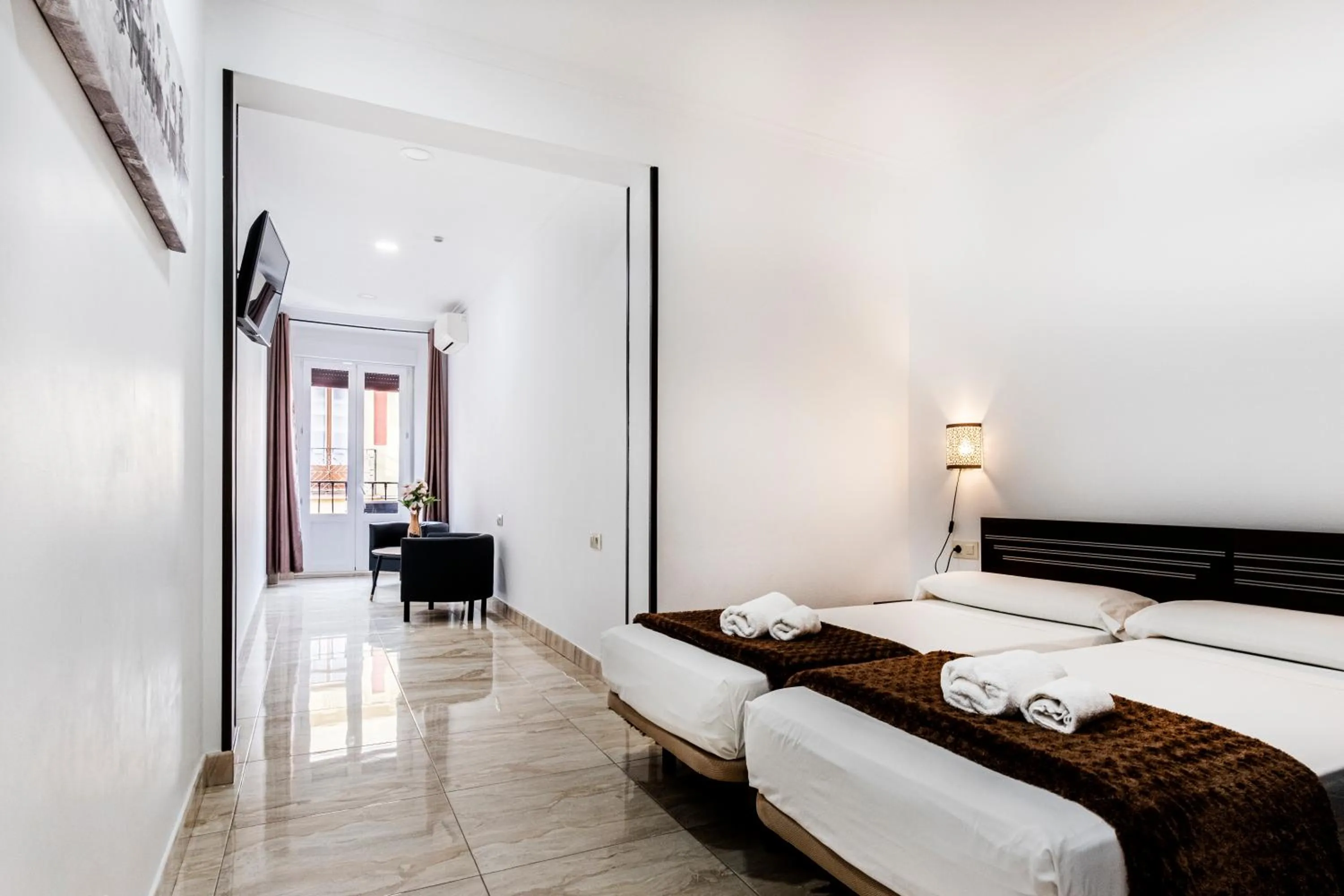 Bedroom, Bed in Hostal Rincón de Sol - Centro Madrid - Self Checkin