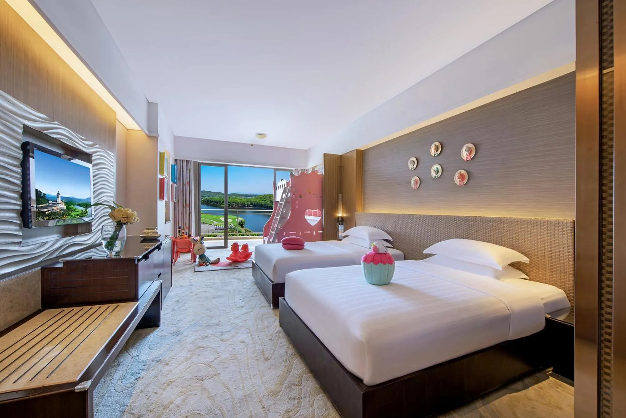 children, Bed in Mission Hills Hotel Resorts Dongguan