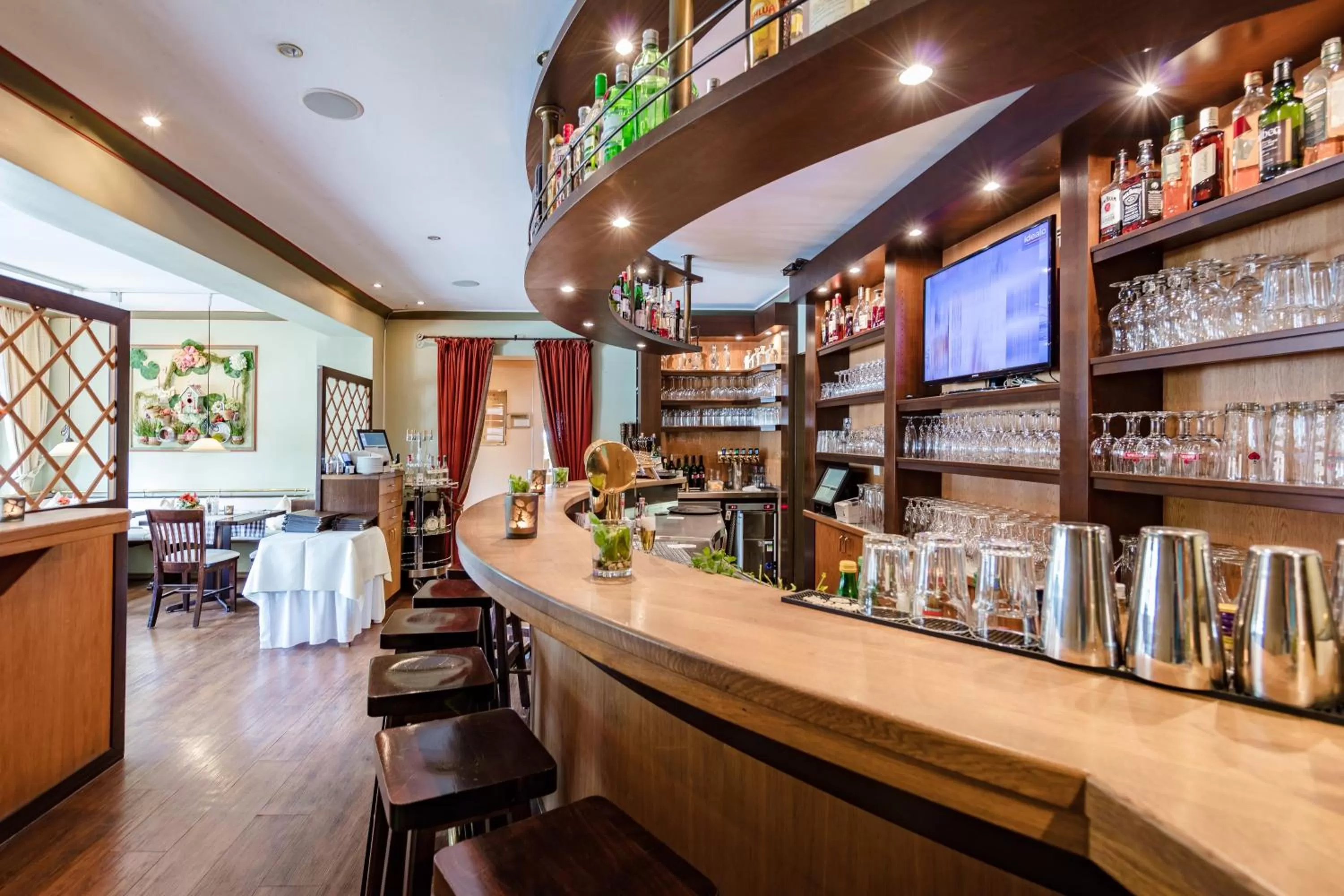 Restaurant/places to eat in Hotel Zum Zeppelin Hamburg