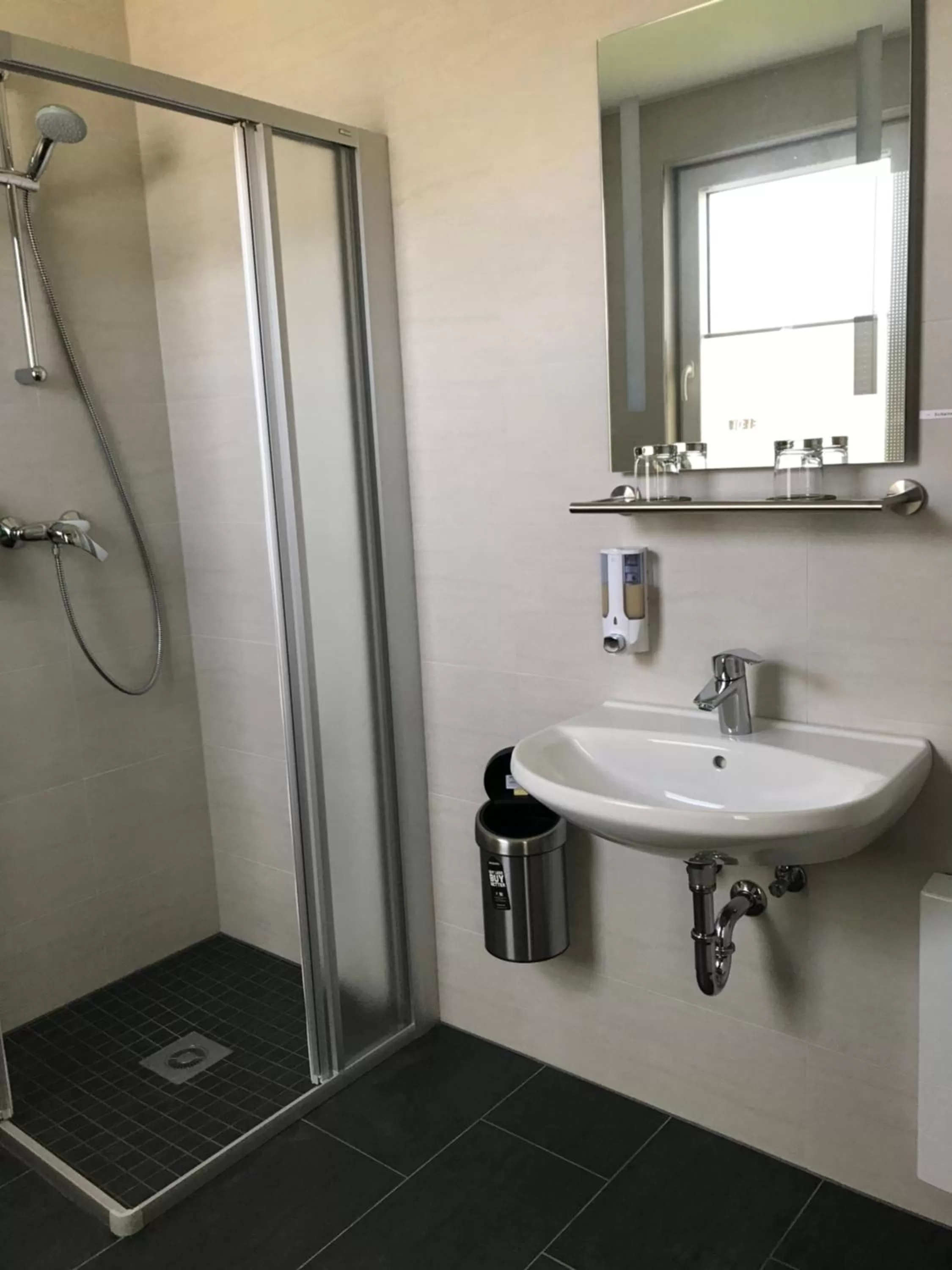 Photo of the whole room in Kraftwerk Relax Motel