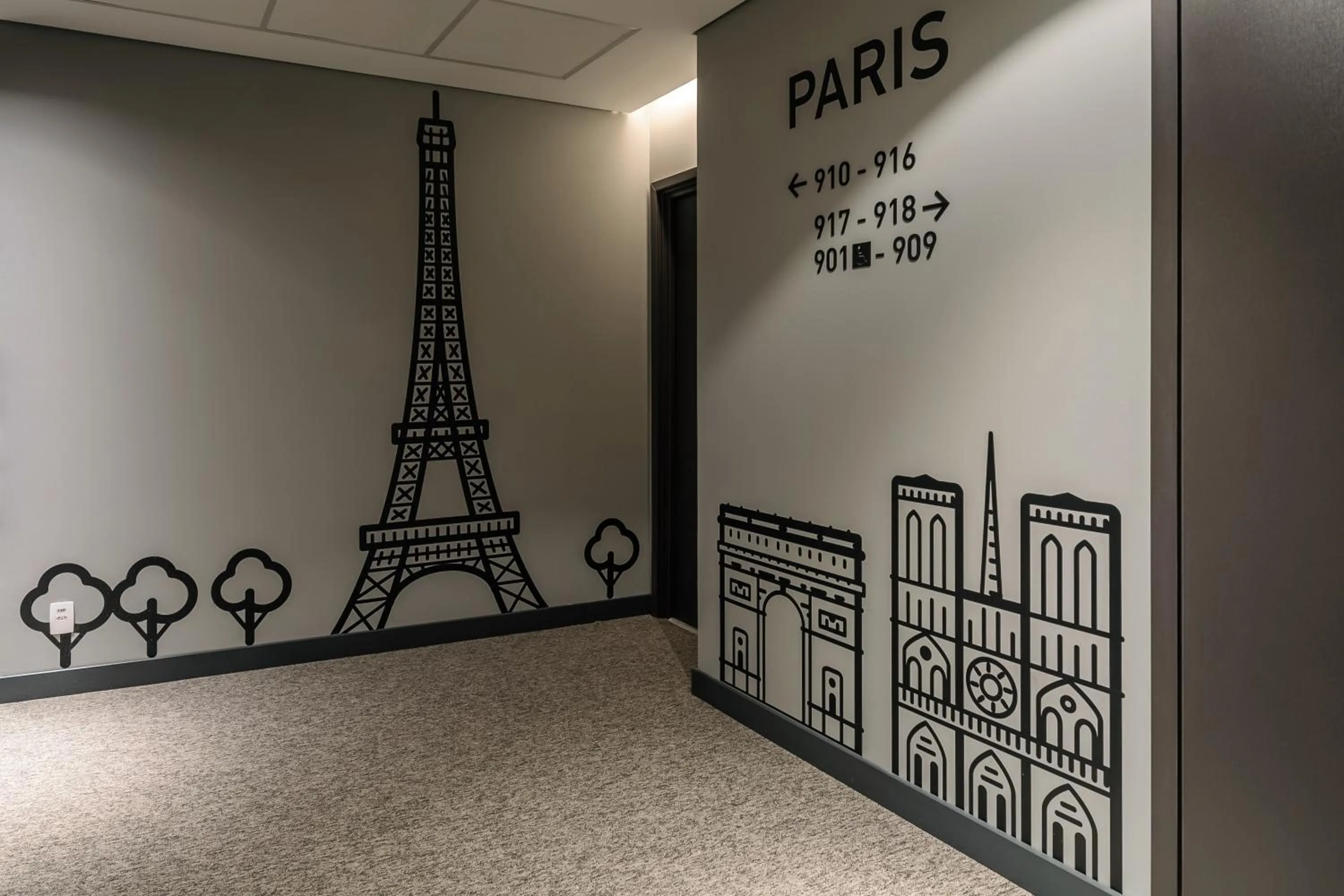 Property logo or sign in Ibis Styles SP Centro