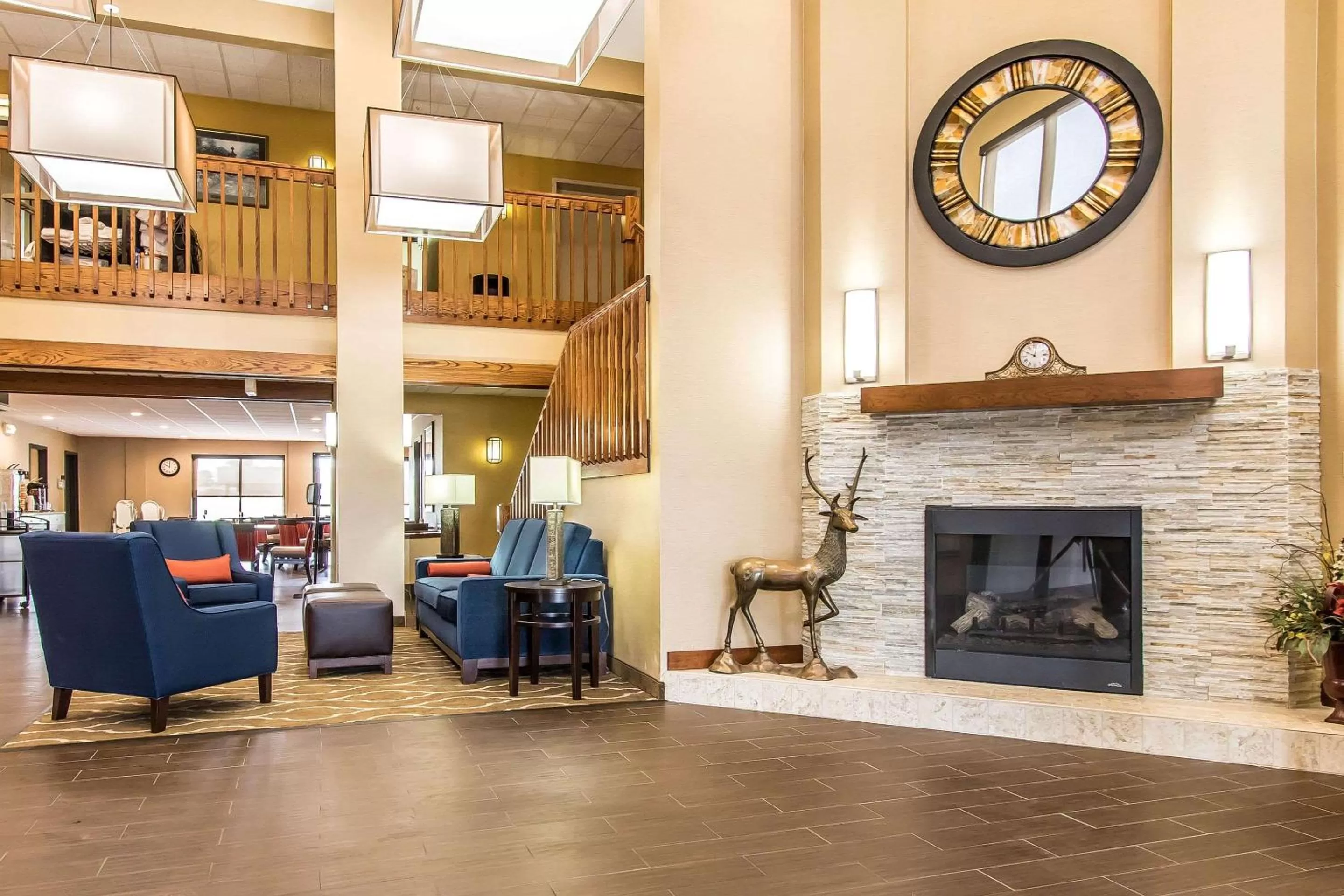 Lobby or reception in Comfort Suites Effingham Central