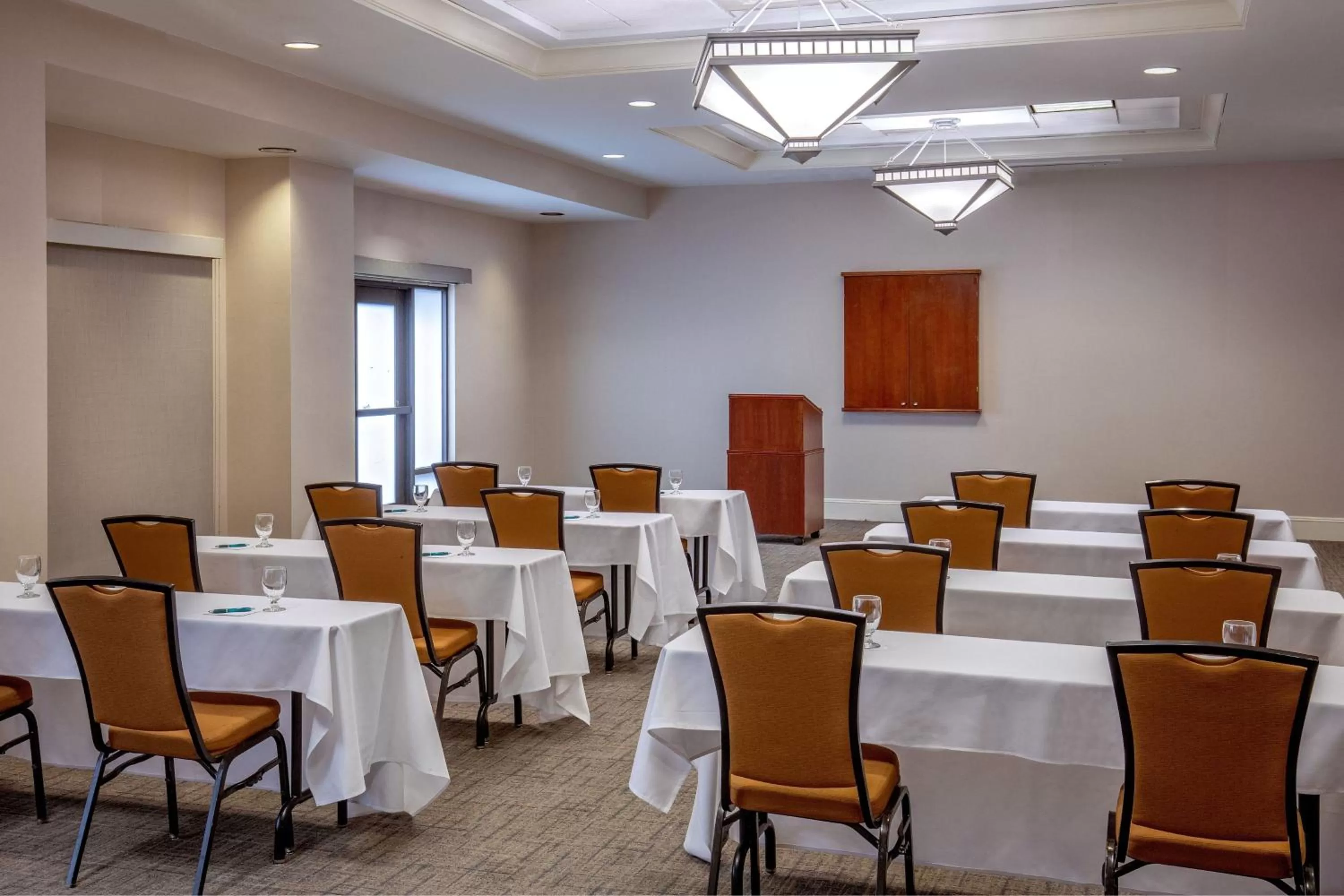 Meeting/conference room in SpringHill Suites by Marriott Norfolk Virginia Beach
