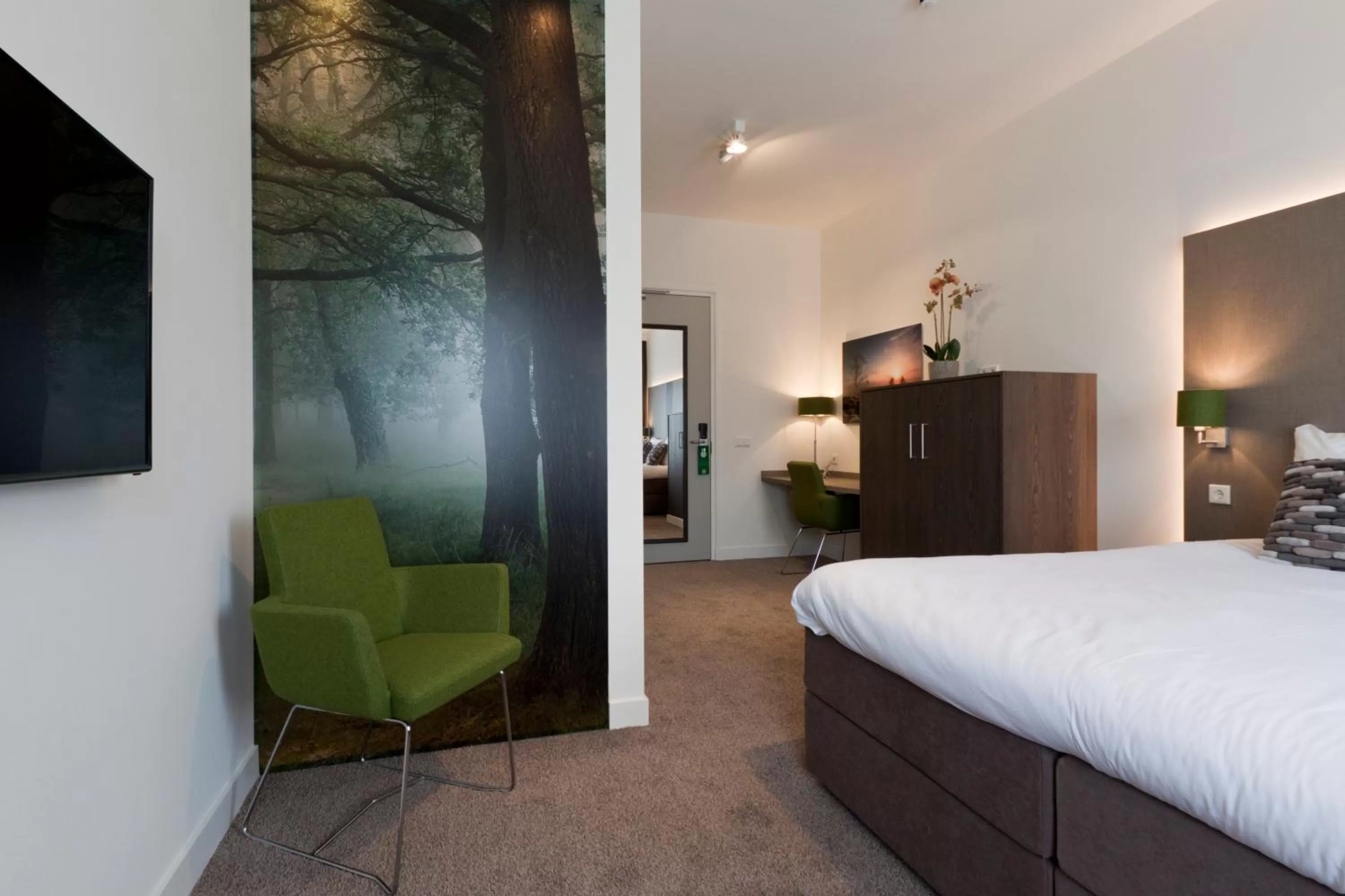 Photo of the whole room, Bed in Hotel de Leijhof Oisterwijk