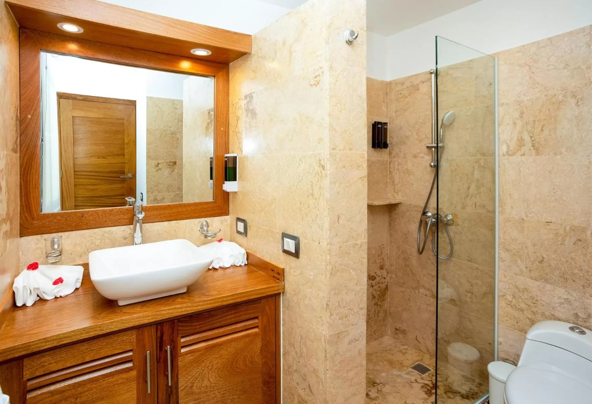 Bathroom in Louisa Aparthotel