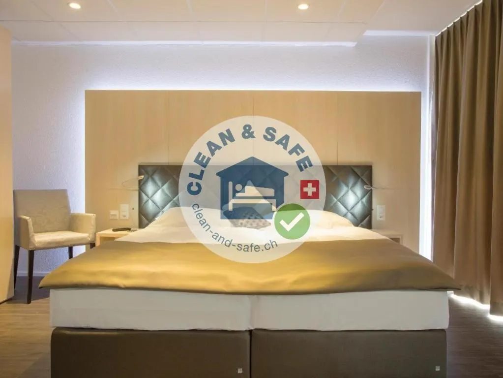 Bed in Hotel Hine Adon Bern Airport