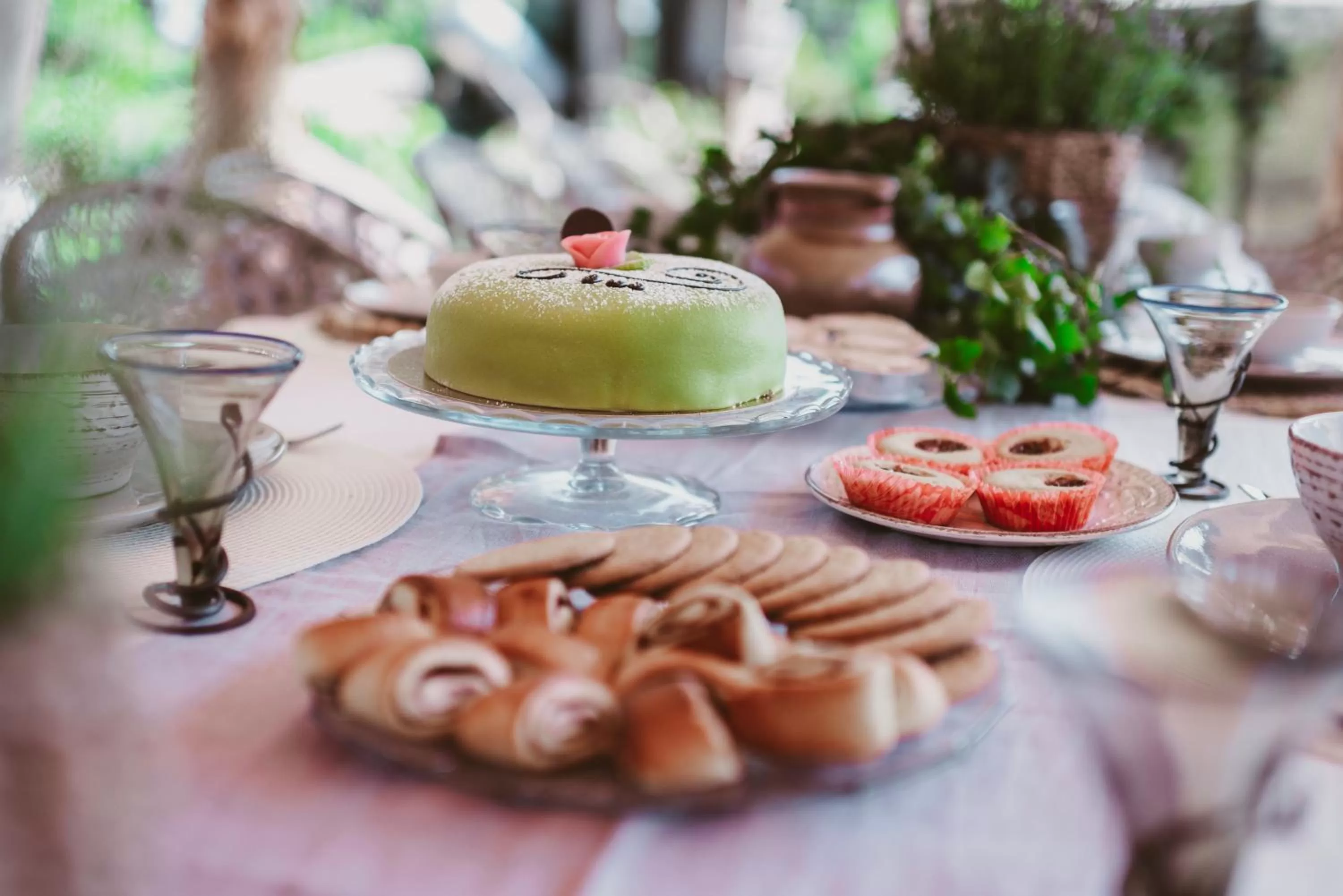 Property building in Woodstock B&B & Studio Apartments