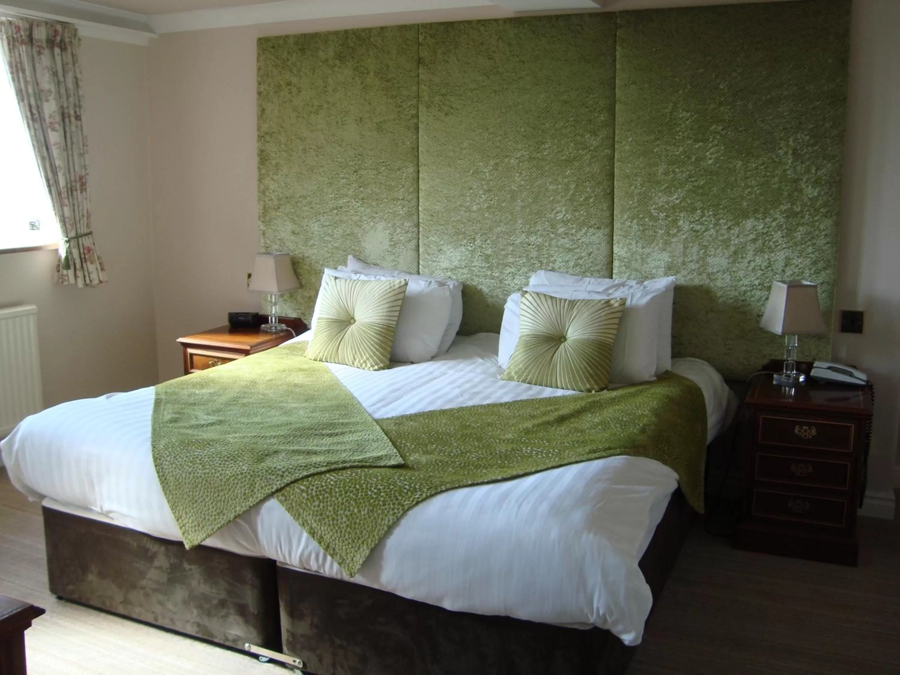 Bed in The Minster Hotel