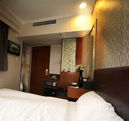 Bedroom in Lander Hotel Prince Edward