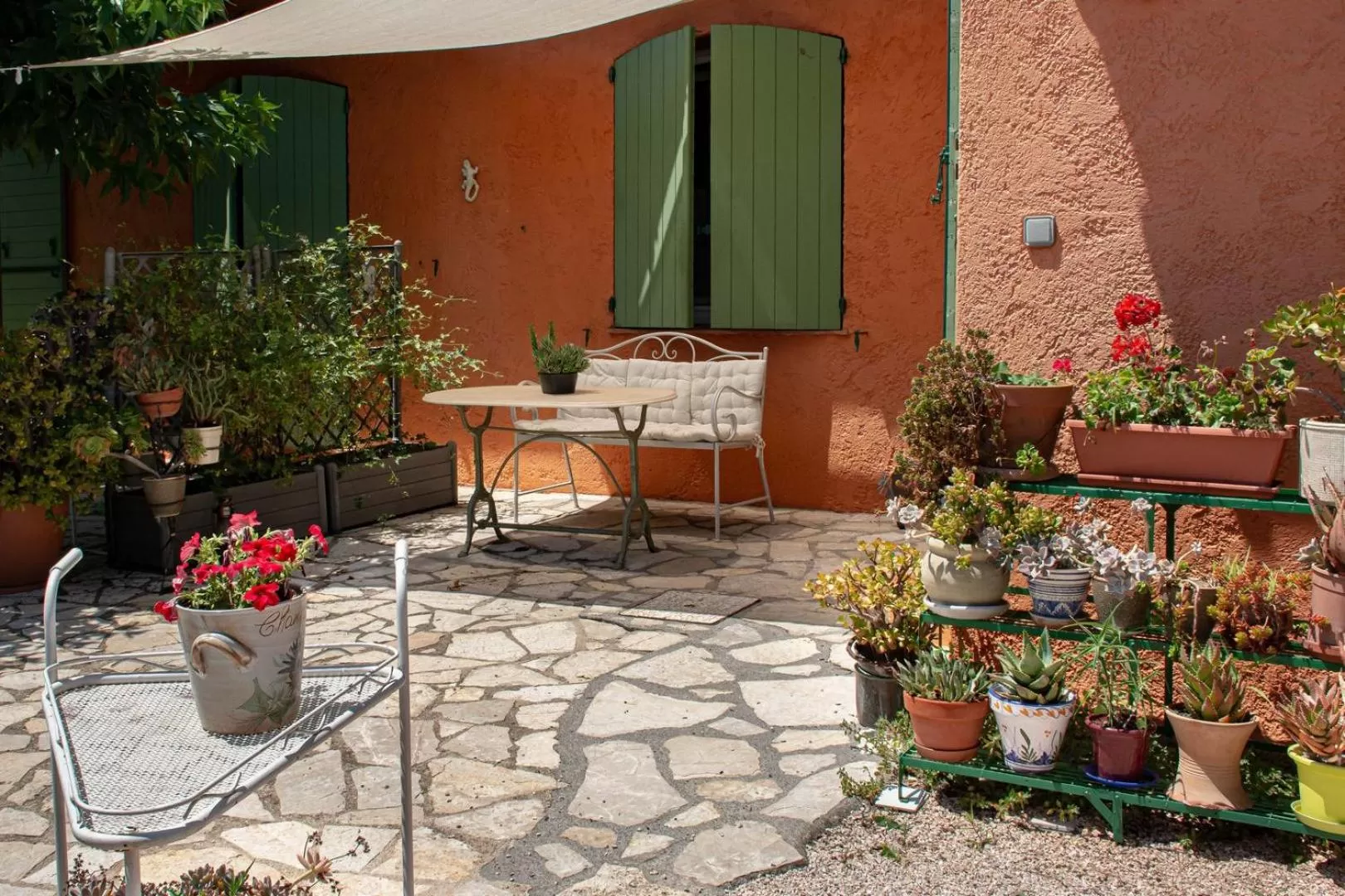 Le Clos des Oliviers 188 chemin du Hameau des Bourges 06650 Le Rouret