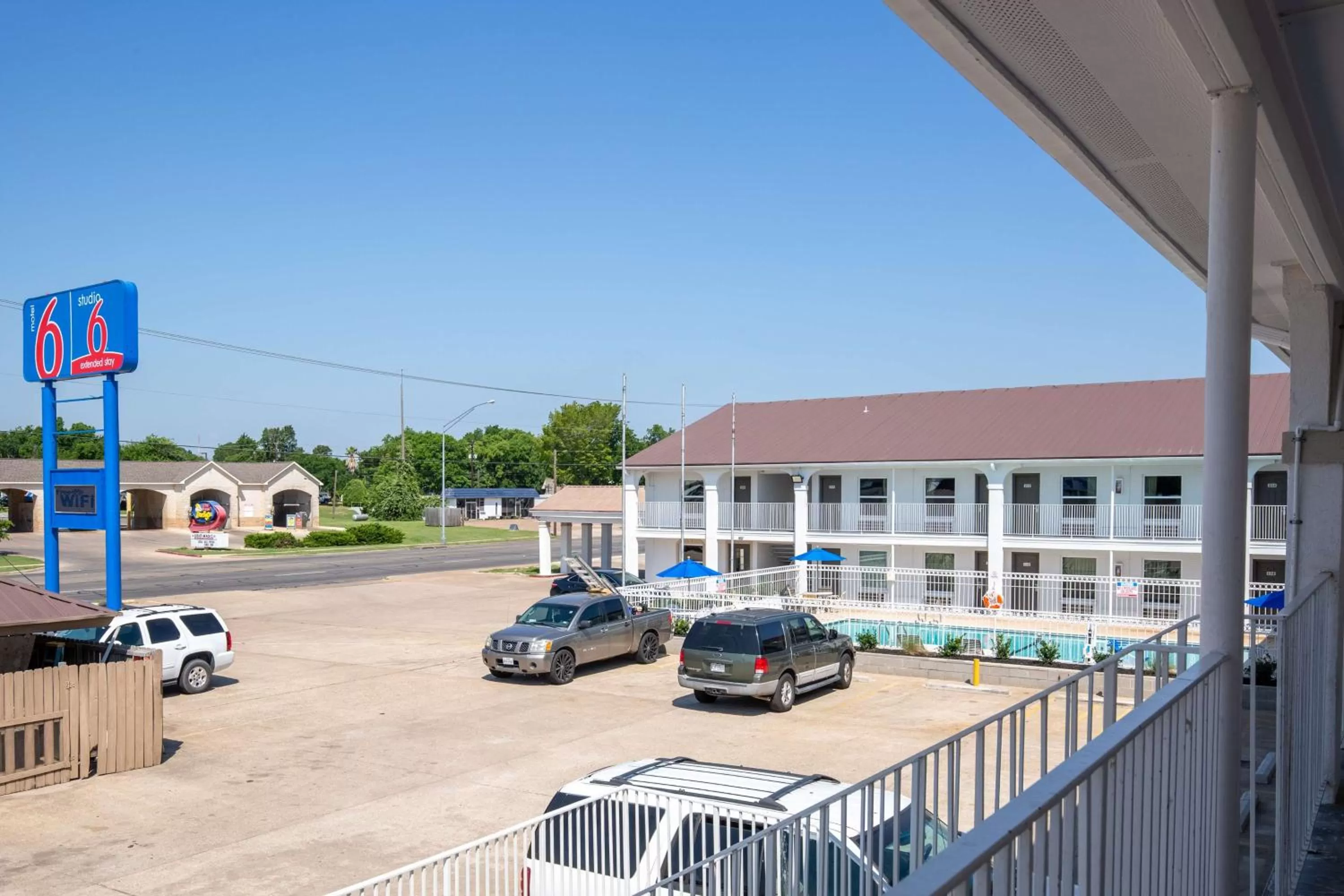 Property building in Motel 6-Bryan, TX - University Area