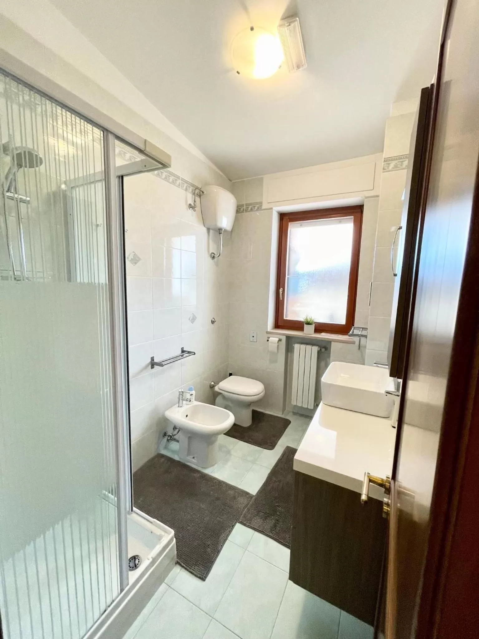 Shower in B&B Le Saline