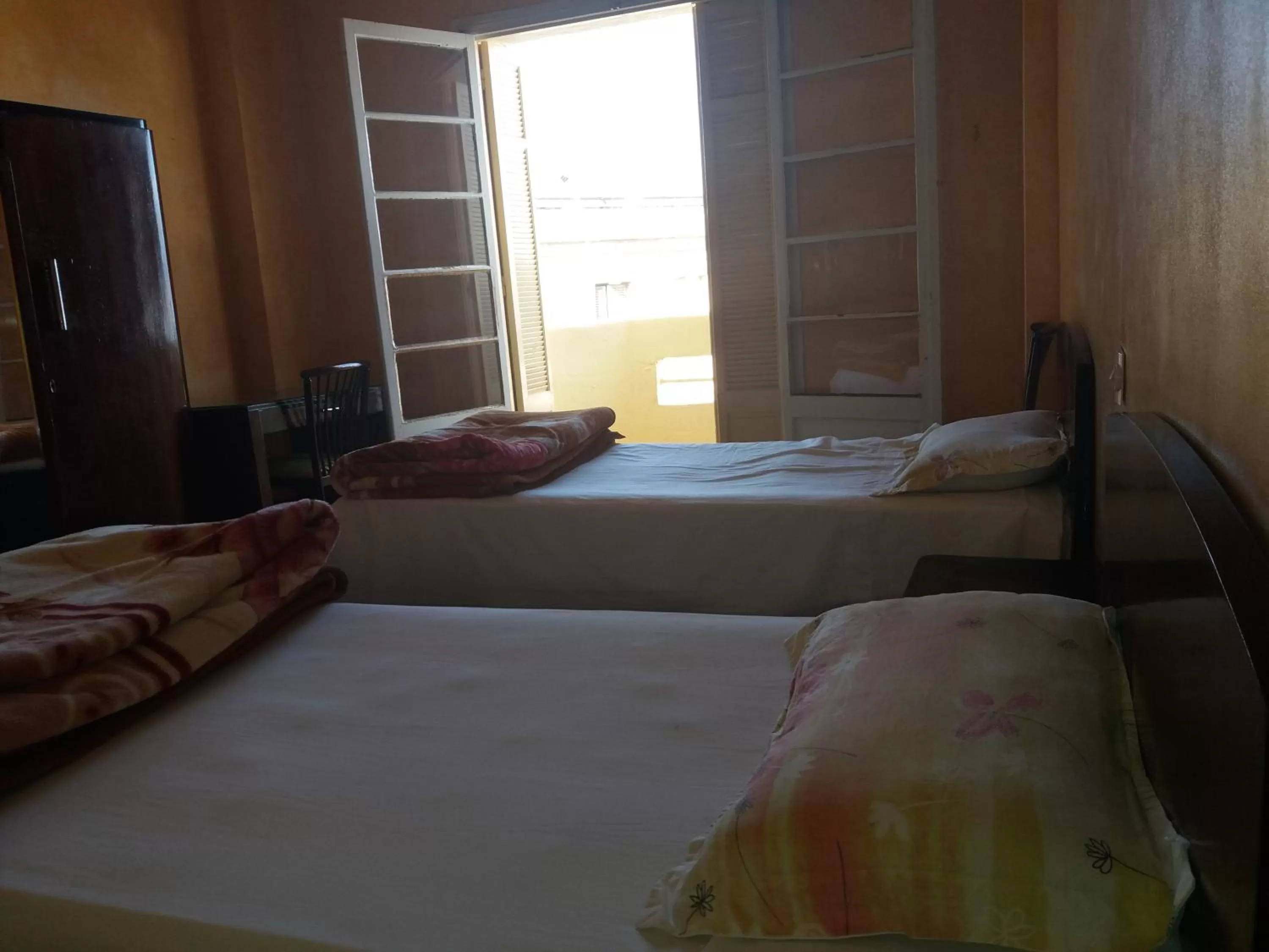 Bed in Hotel Le Gardenia (ex Lutetia)