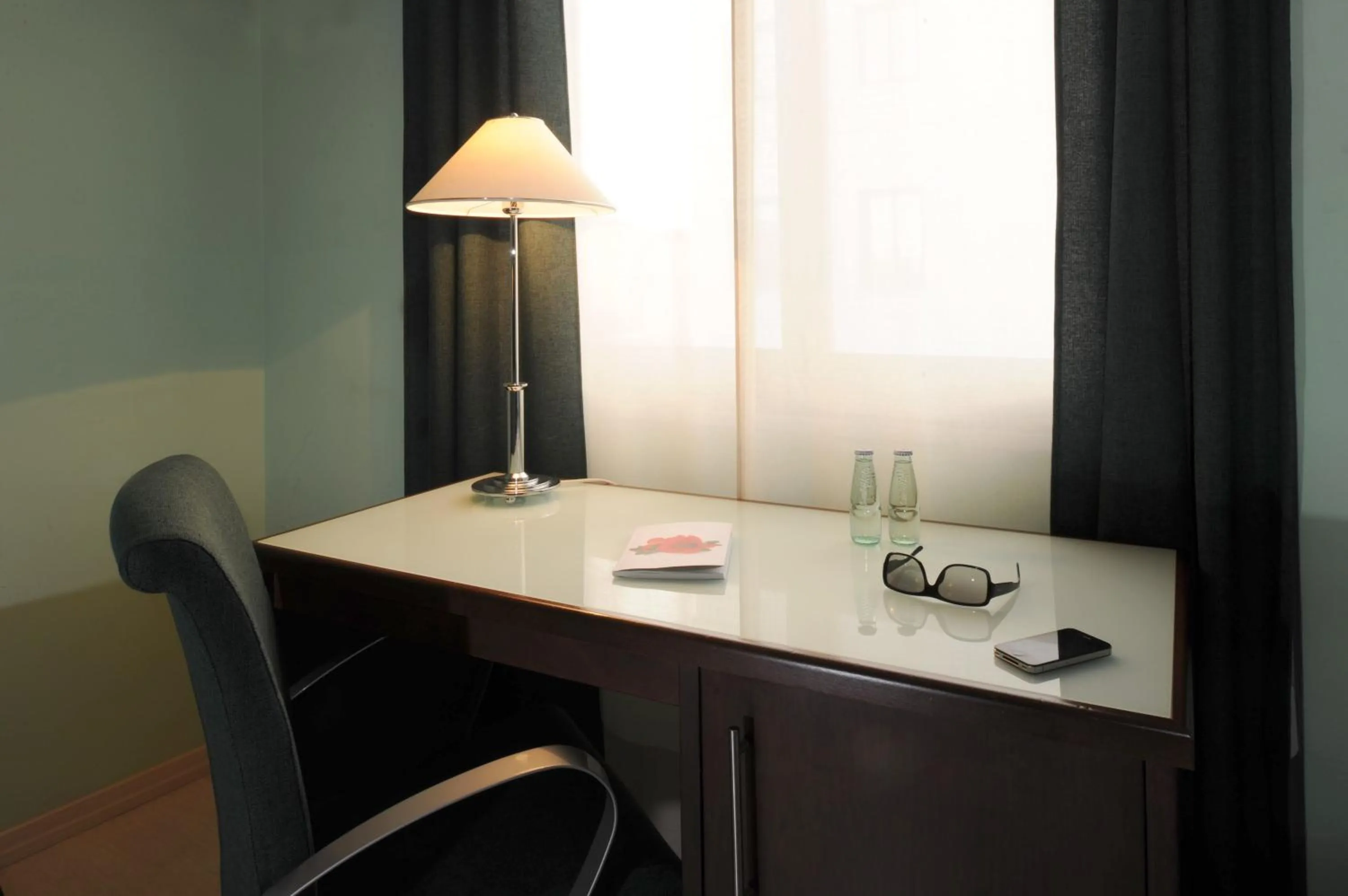 Seating area in Panorama Hotel