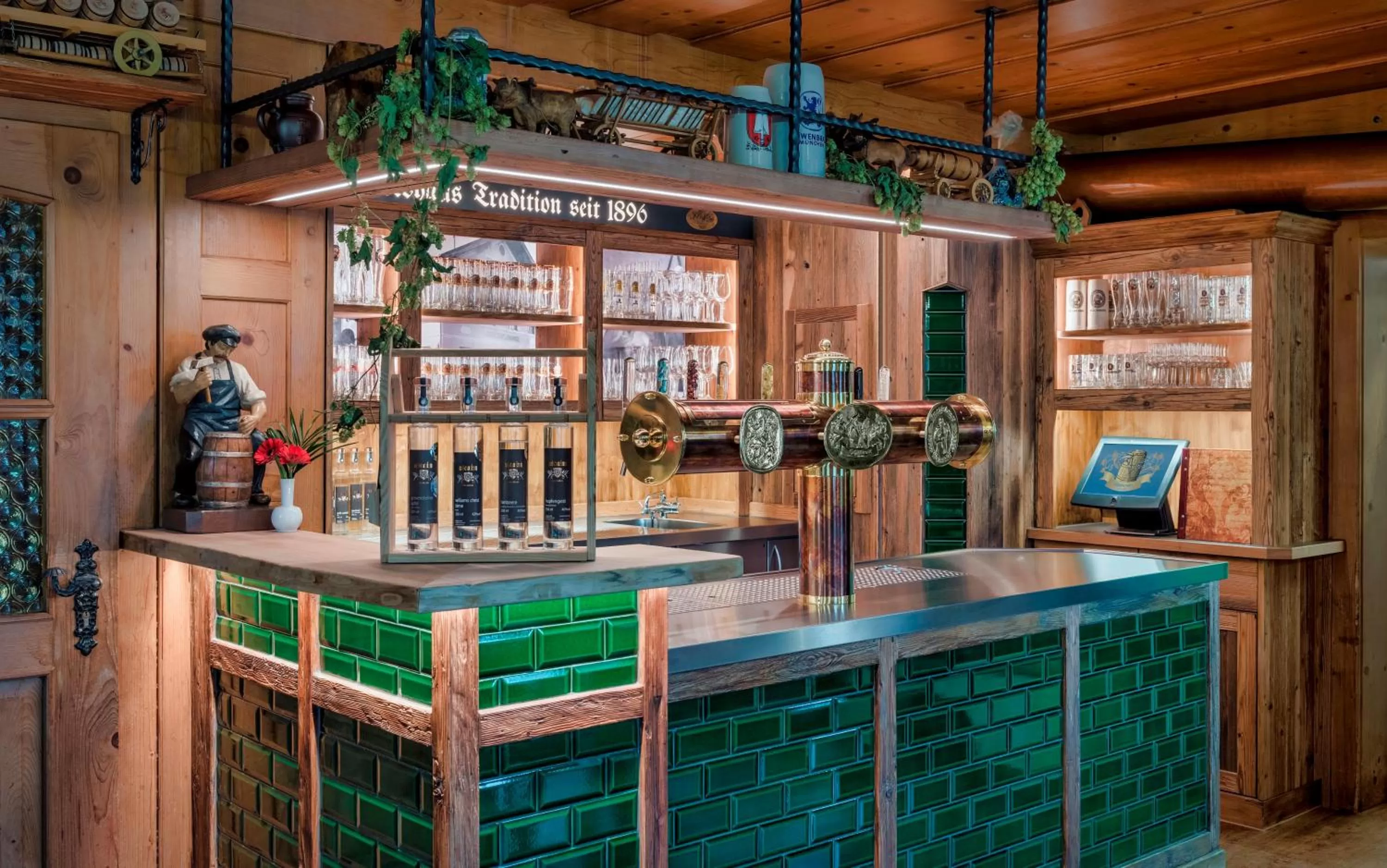 Lounge or bar in Hotel Schäfflerwirt