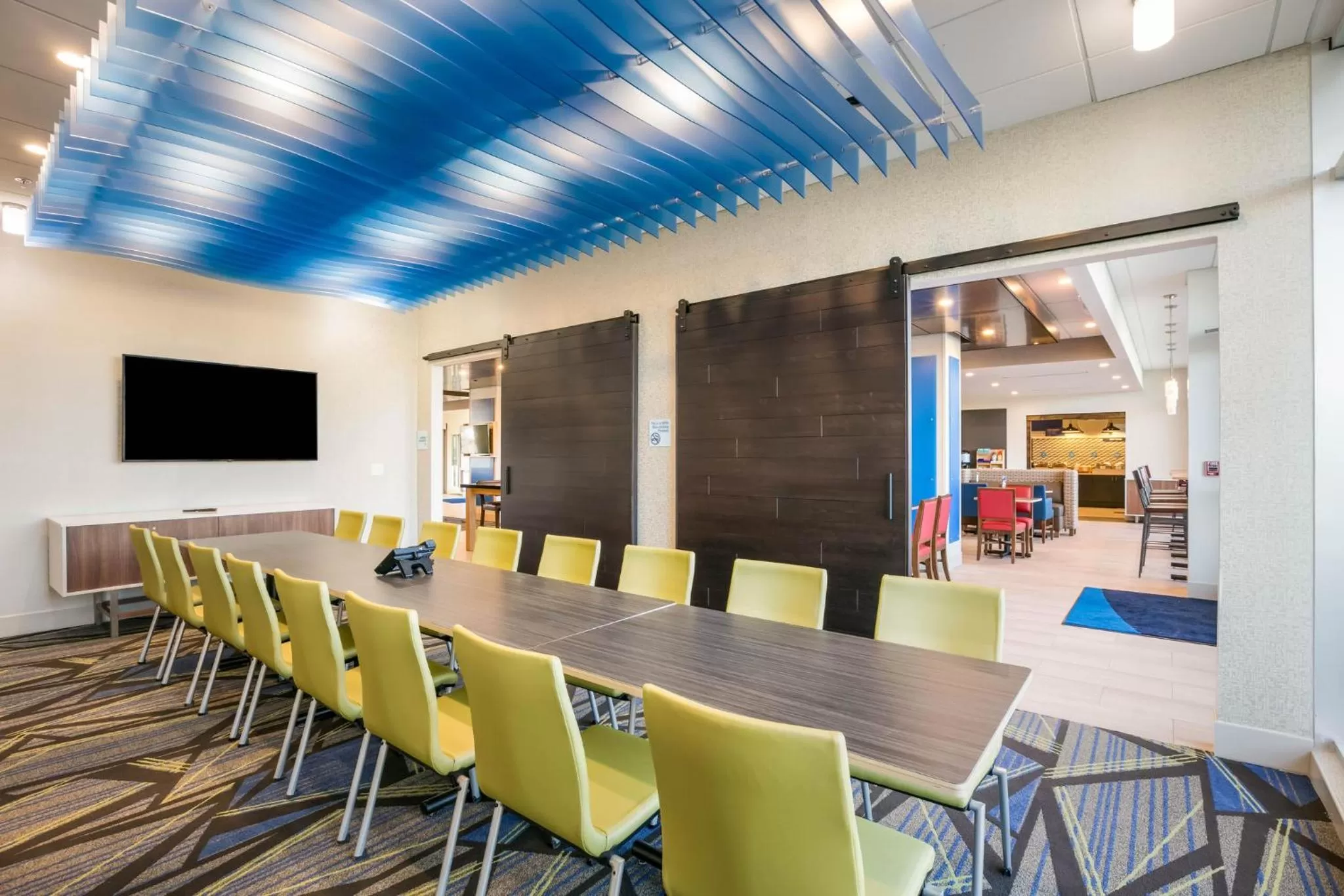 Meeting/conference room in Holiday Inn Express & Suites Jacksonville - Town Center by IHG