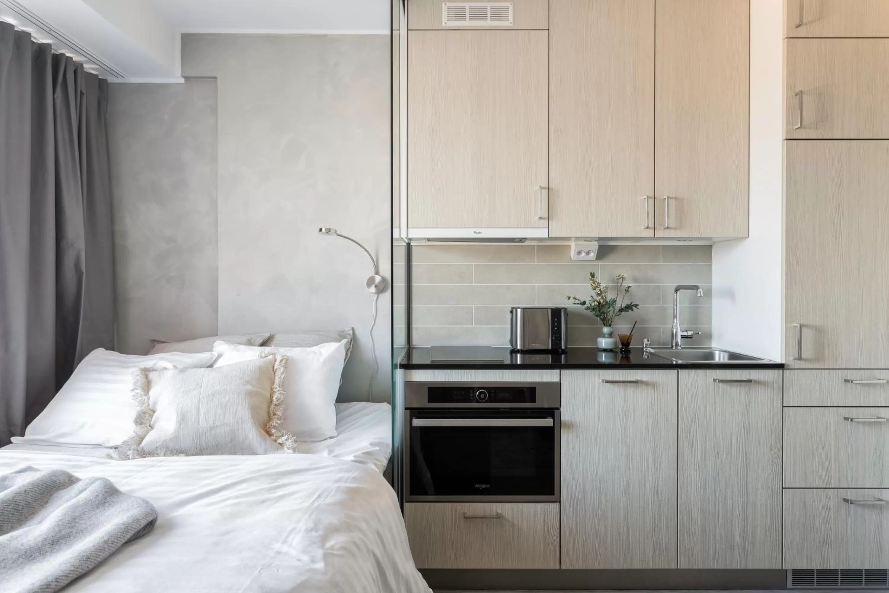 Kitchen or kitchenette, Bed in Noli Sörnäinen