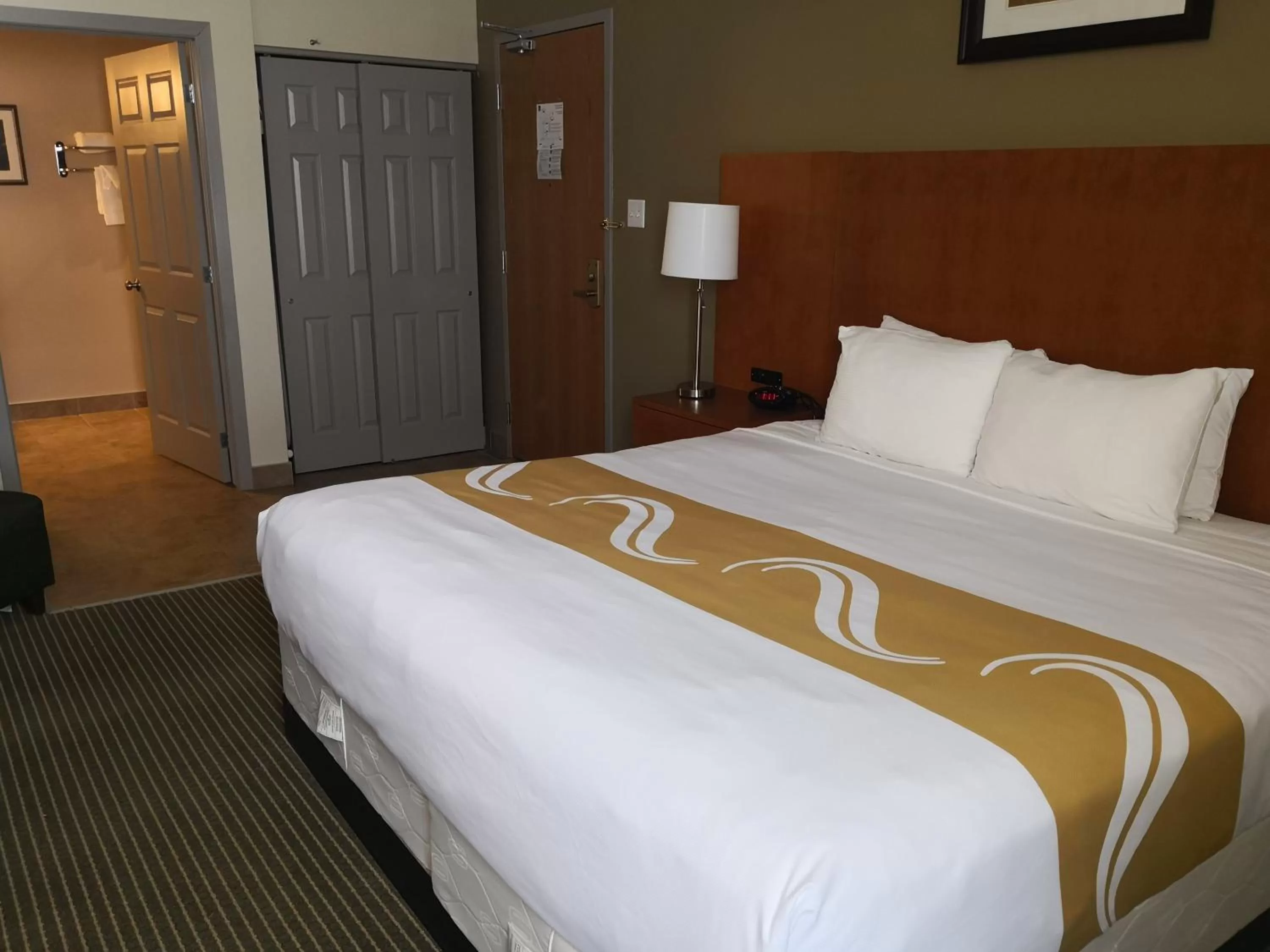 Photo of the whole room, Bed in Quality Inn & Suites