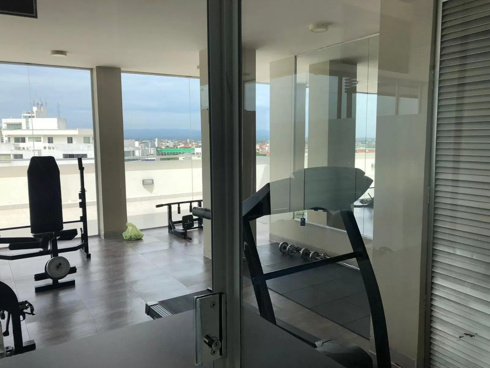 Fitness centre/facilities in Urban Suites Apart Hotel