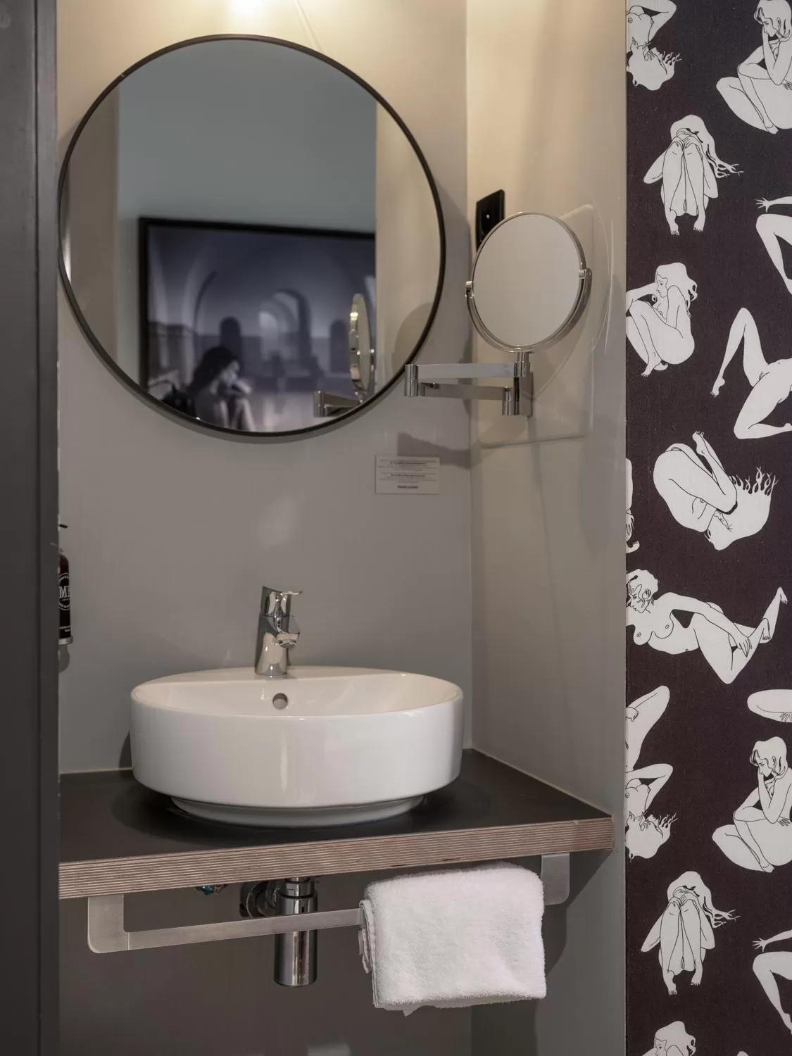 Bathroom in Hôtel Edgar & Achille