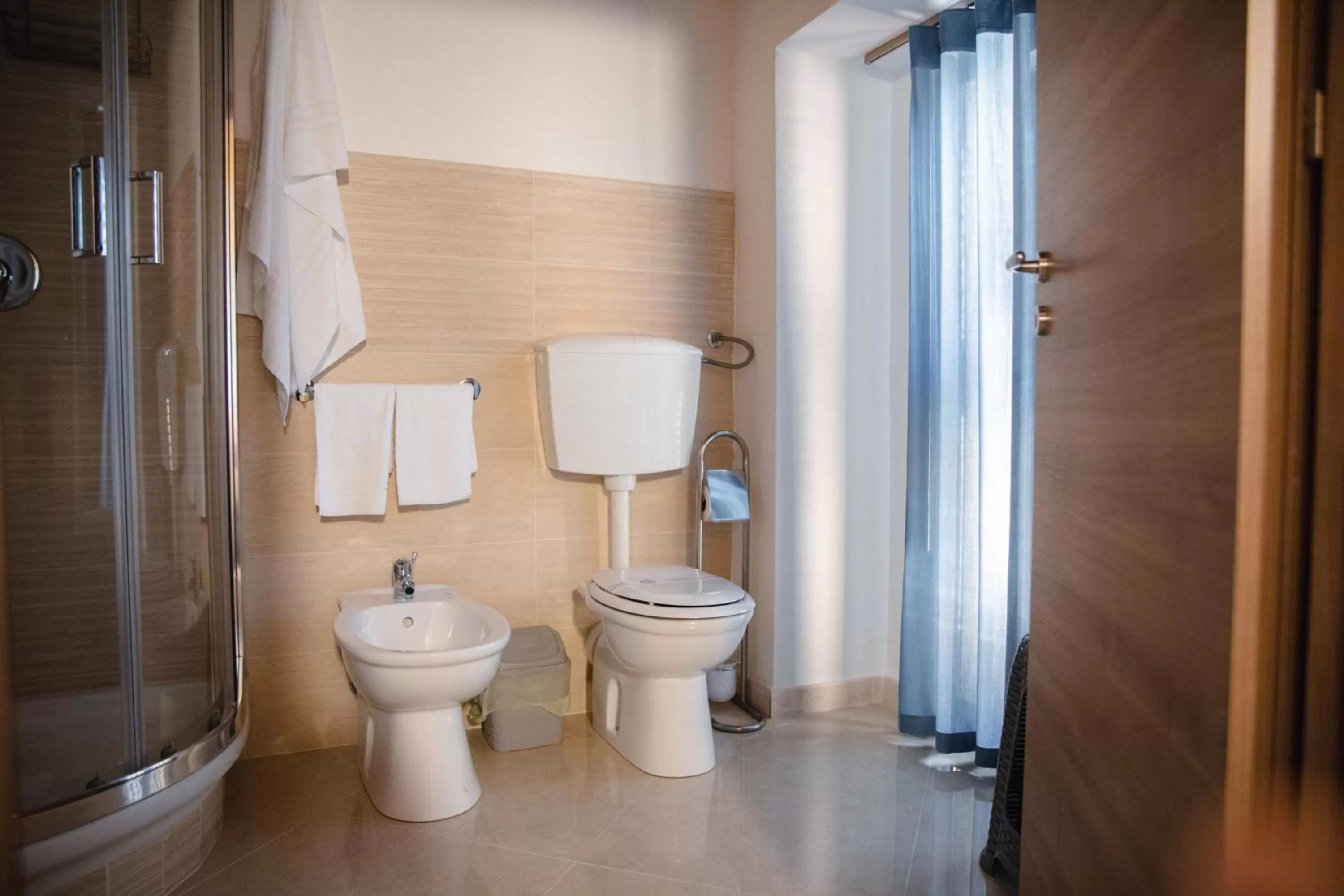 Bathroom in Le Vie di Girgenti