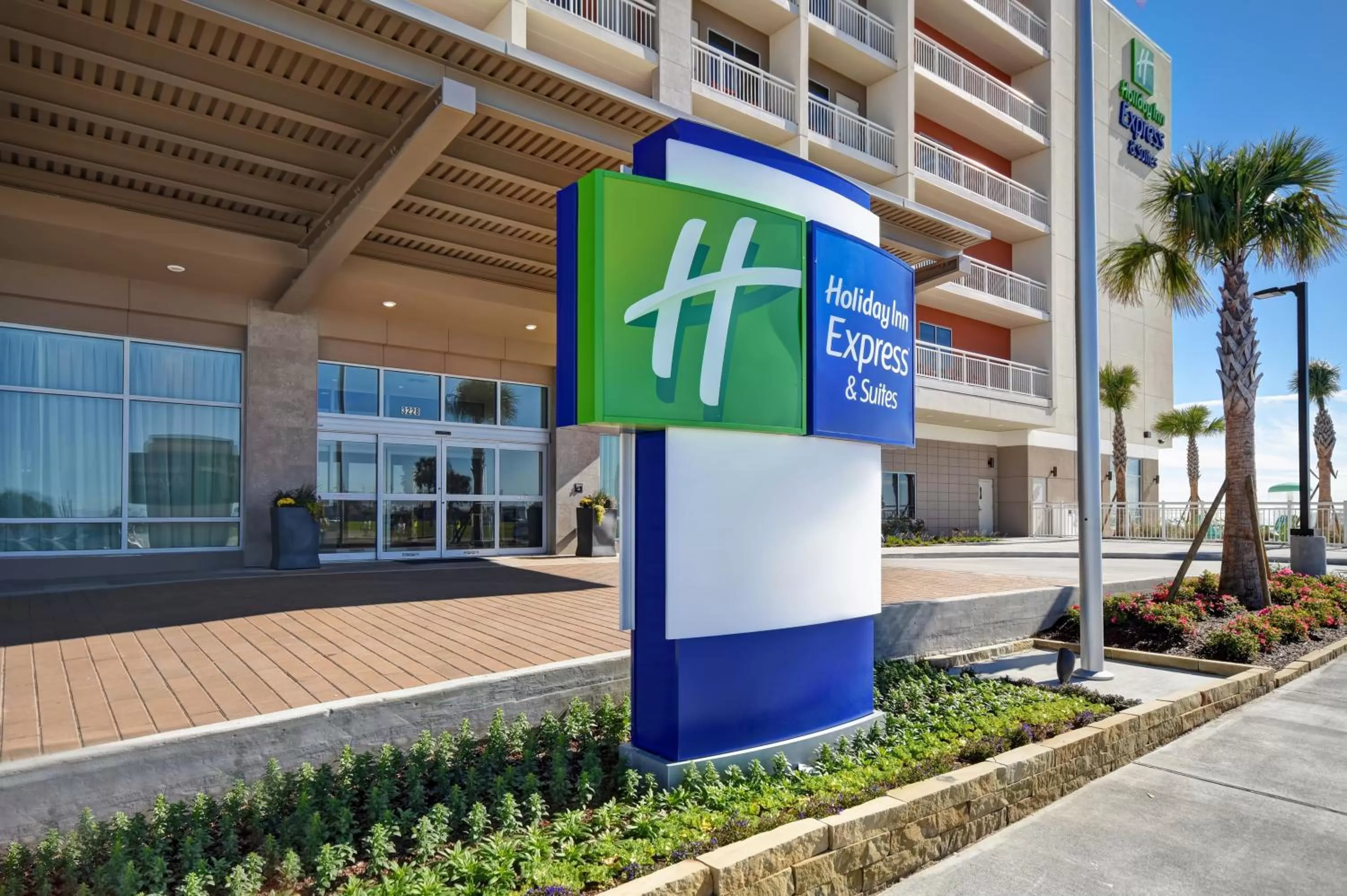 Property building in Holiday Inn Express & Suites - Galveston Beach by IHG