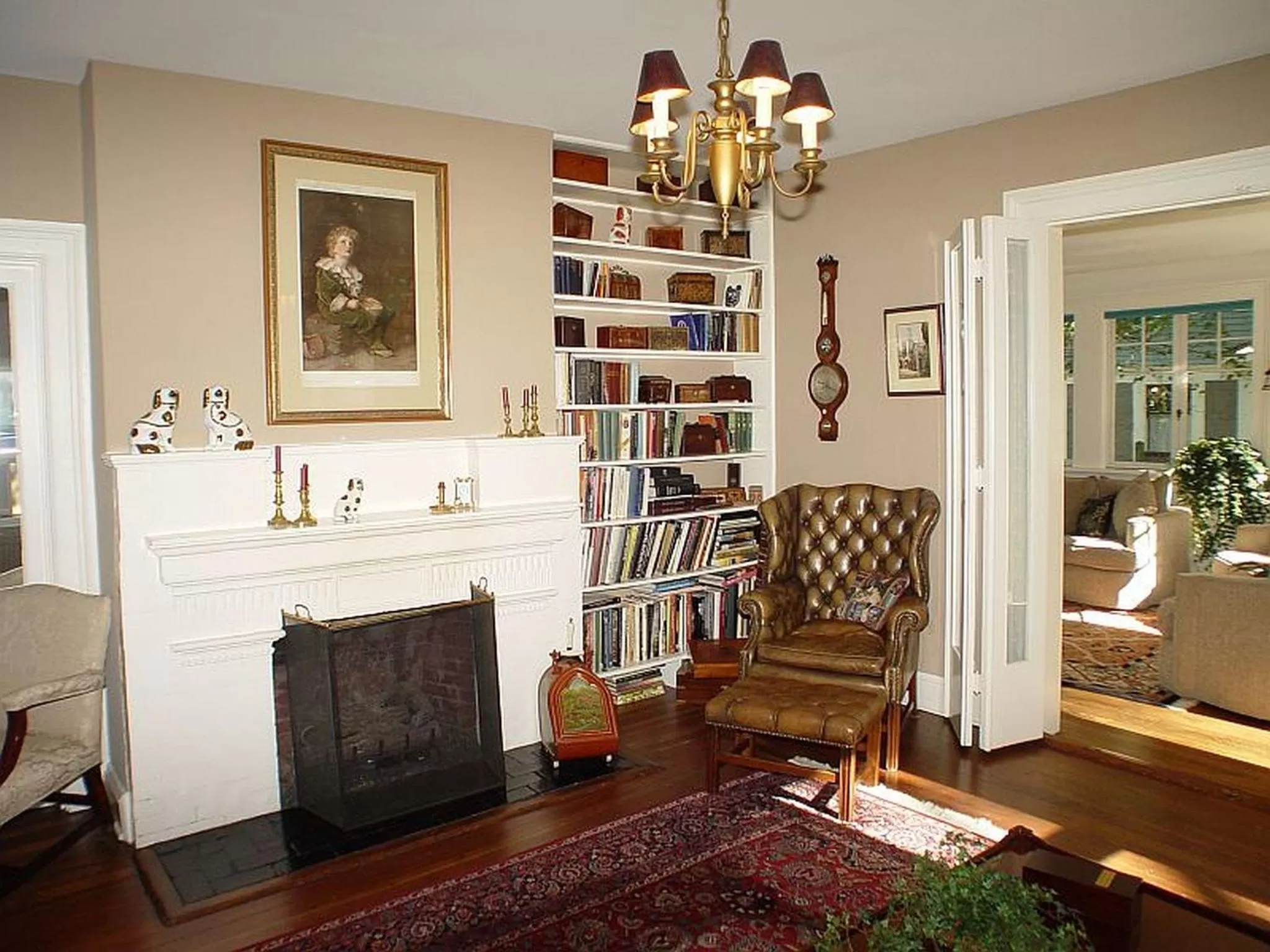 Library, Seating Area in 1900 Inn on Montford