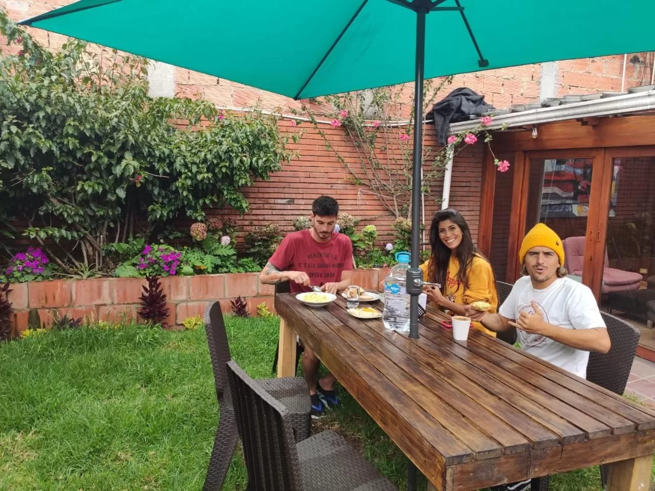 Garden view in acogedor Hostal usaquen la parada del tren