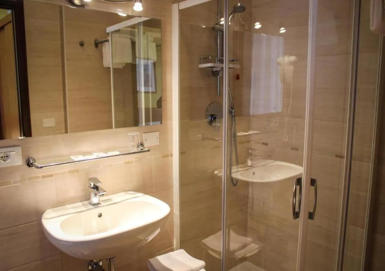 Bathroom in Hotel Centrale
