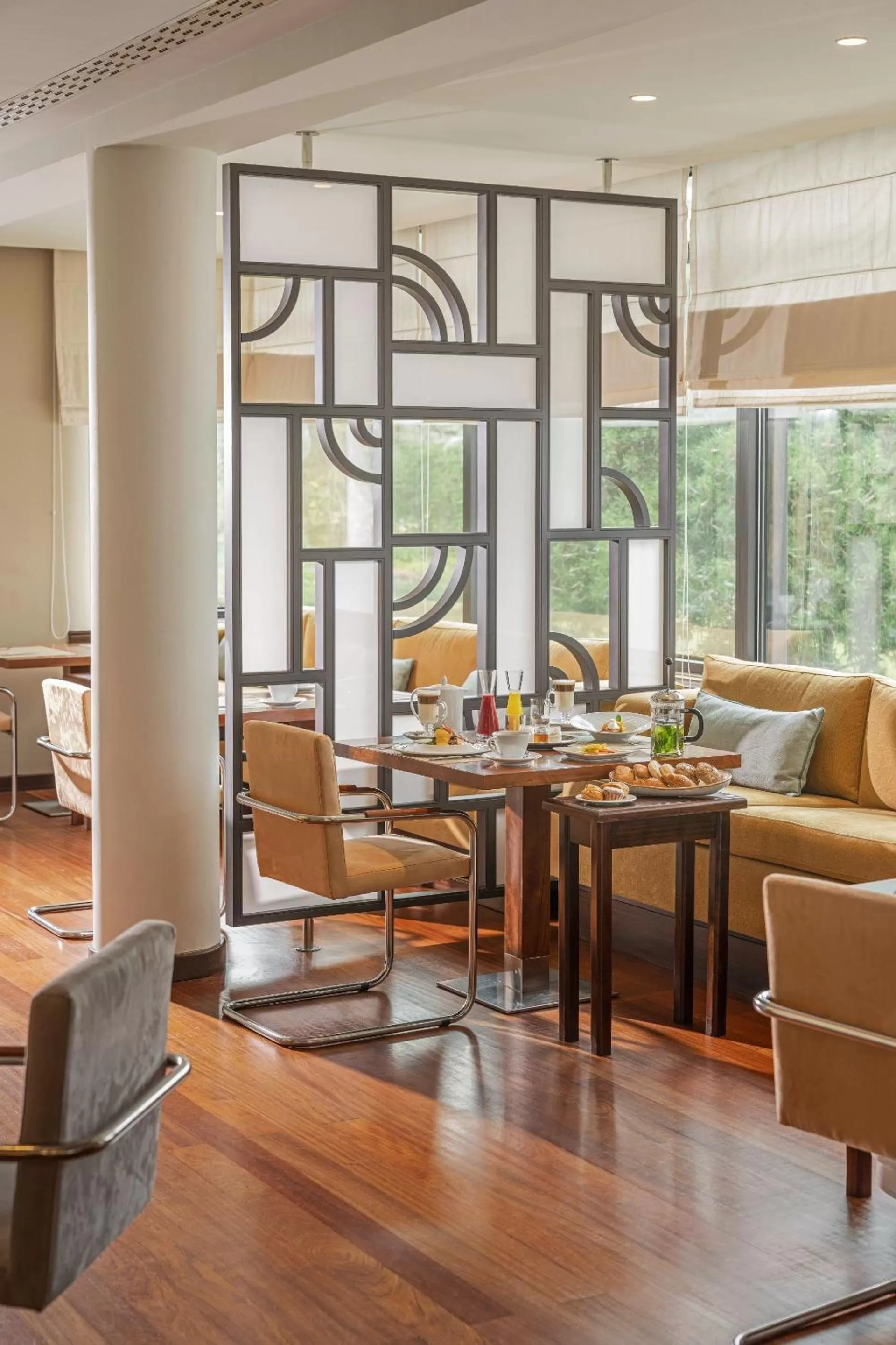 Restaurant/places to eat in Terra Nostra Garden Hotel