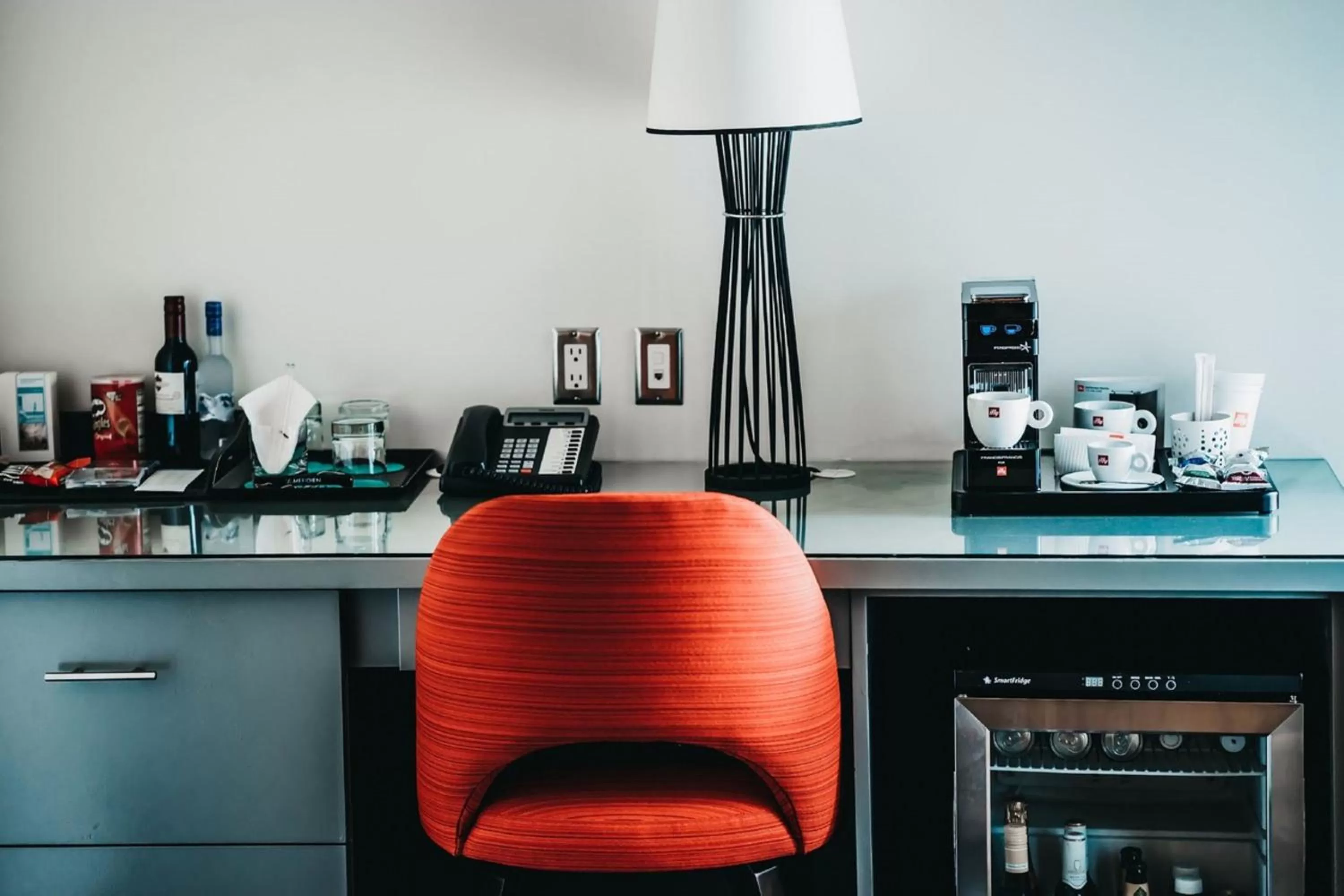 Coffee/tea facilities in The Chambers Hotel