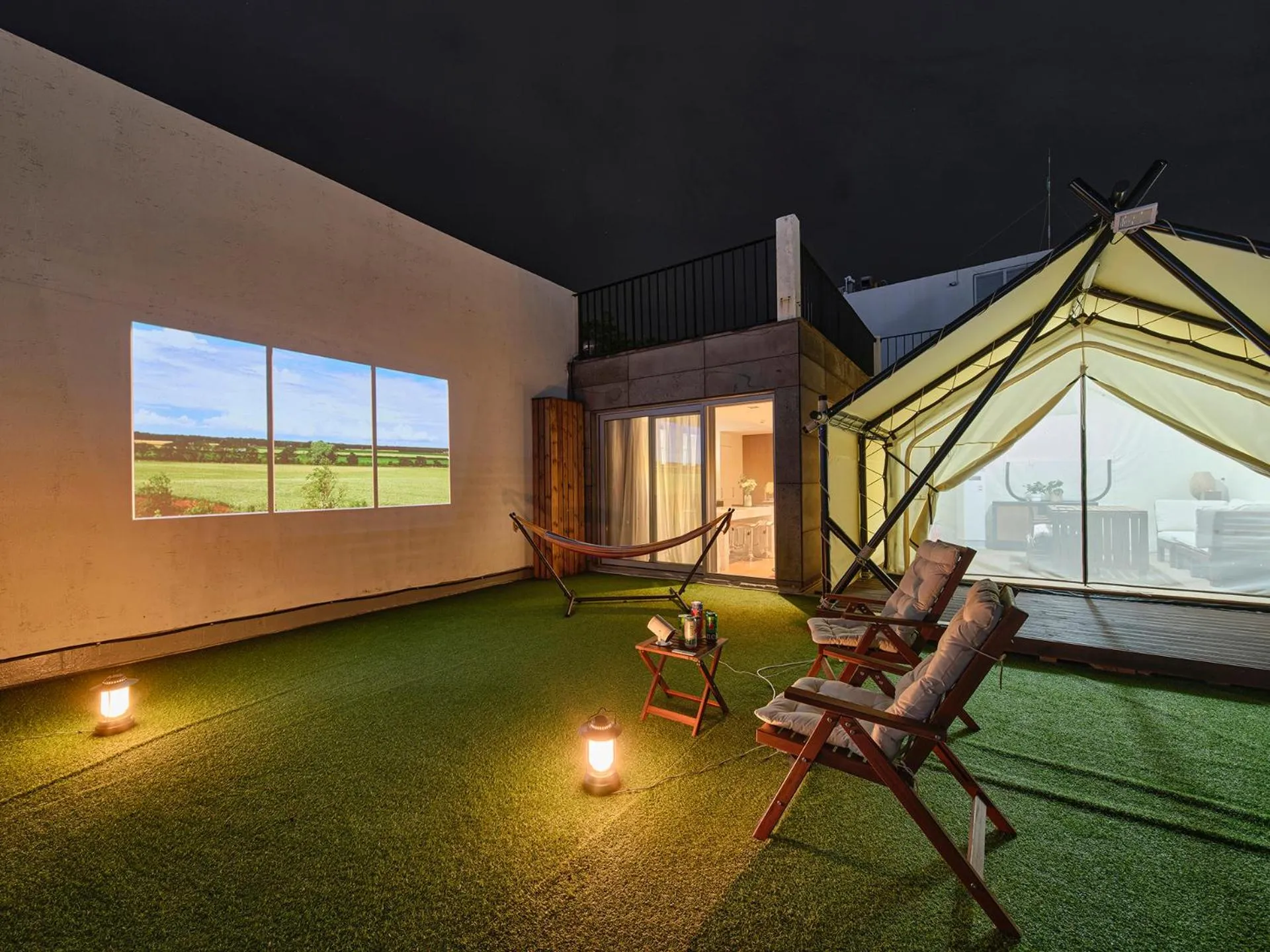 Balcony/Terrace in The Island Blue Hotel