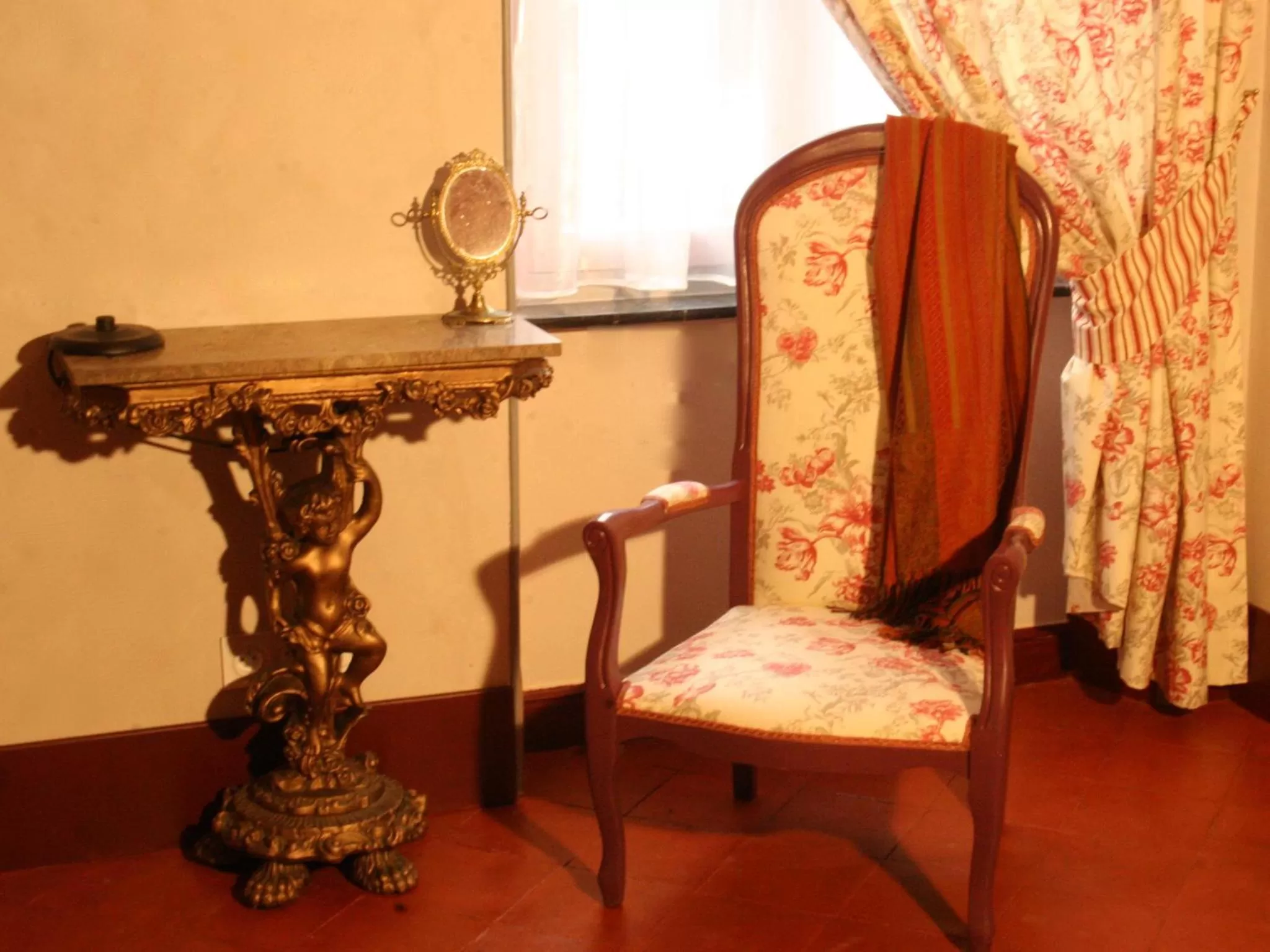 Seating Area in Les Chambres des Dames
