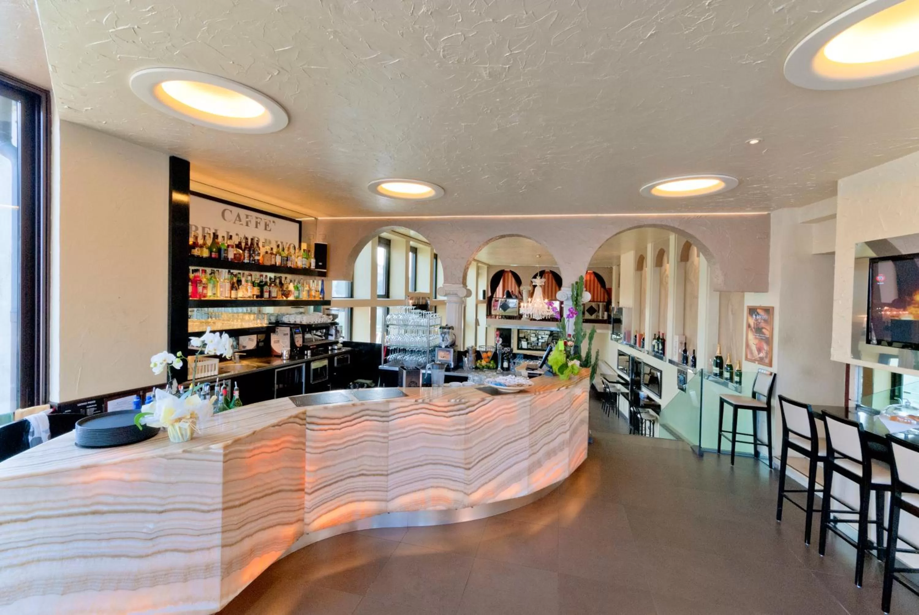 Lounge or bar in Hotel Bell'arrivo by Dori