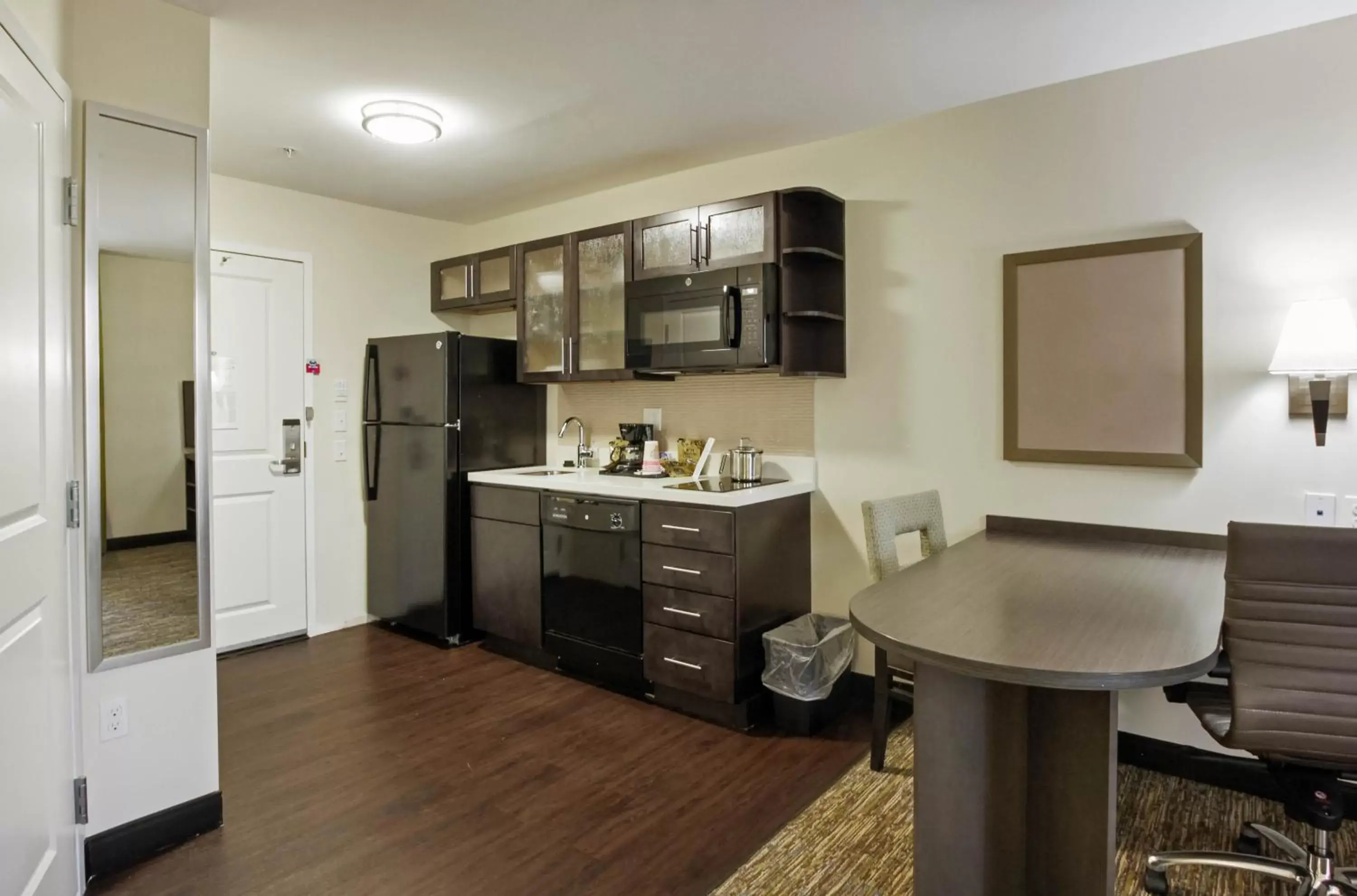 Queen Studio Suite in Candlewood Suites - Brighton by IHG Queen Studio Suite in Candlewood Suites - Brighton by IHG