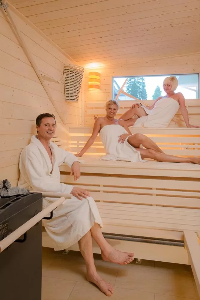 Spa and wellness centre/facilities in Wellness Privathotel Post an der Therme