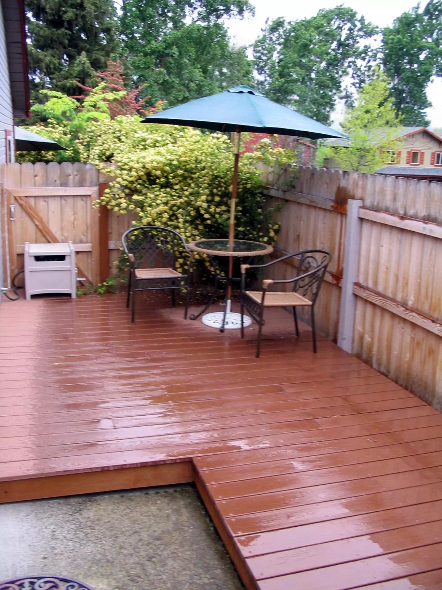 Patio in Arden Forest Inn