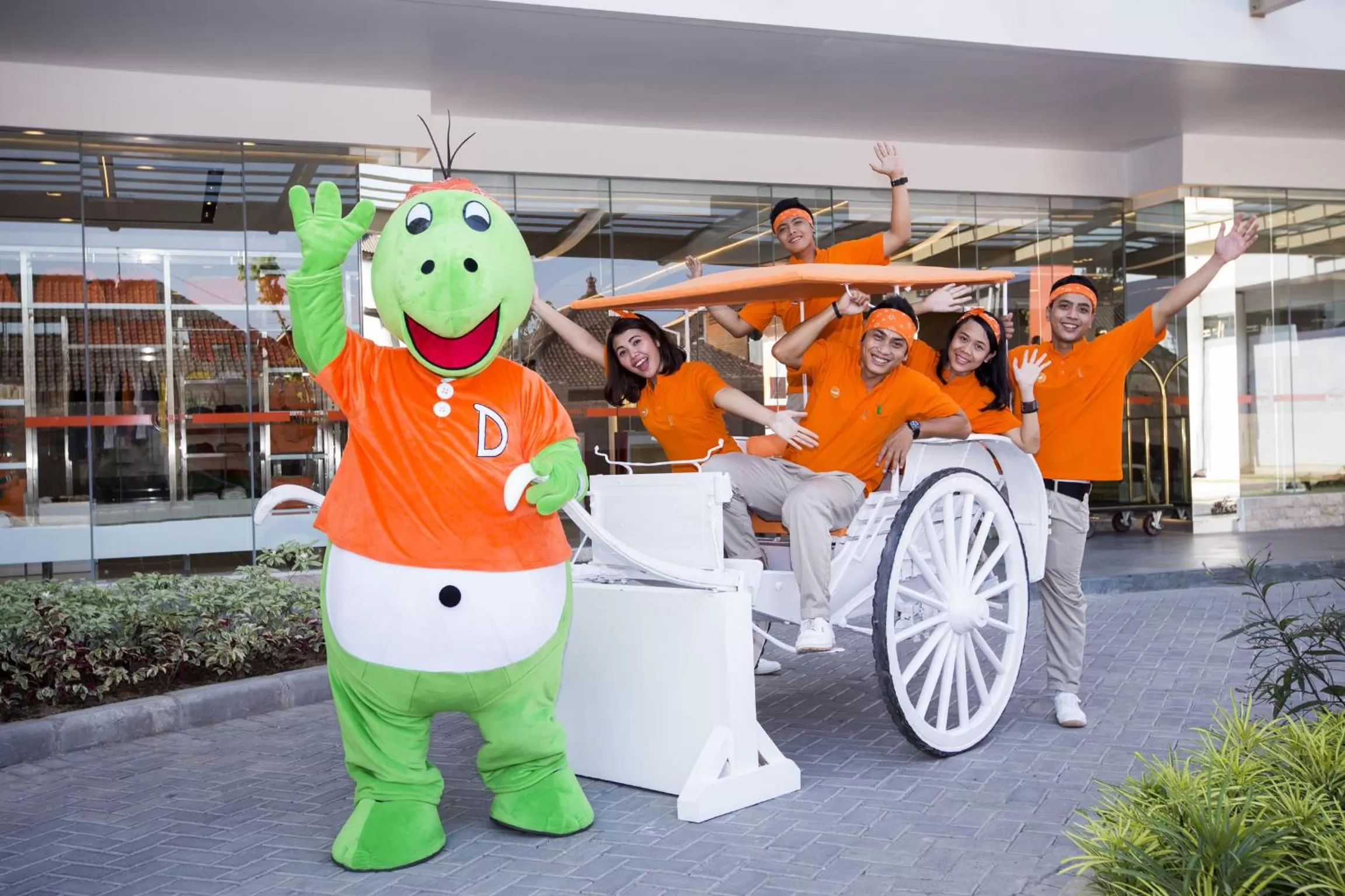 Facade/entrance in HARRIS Hotel and Conventions Denpasar Bali