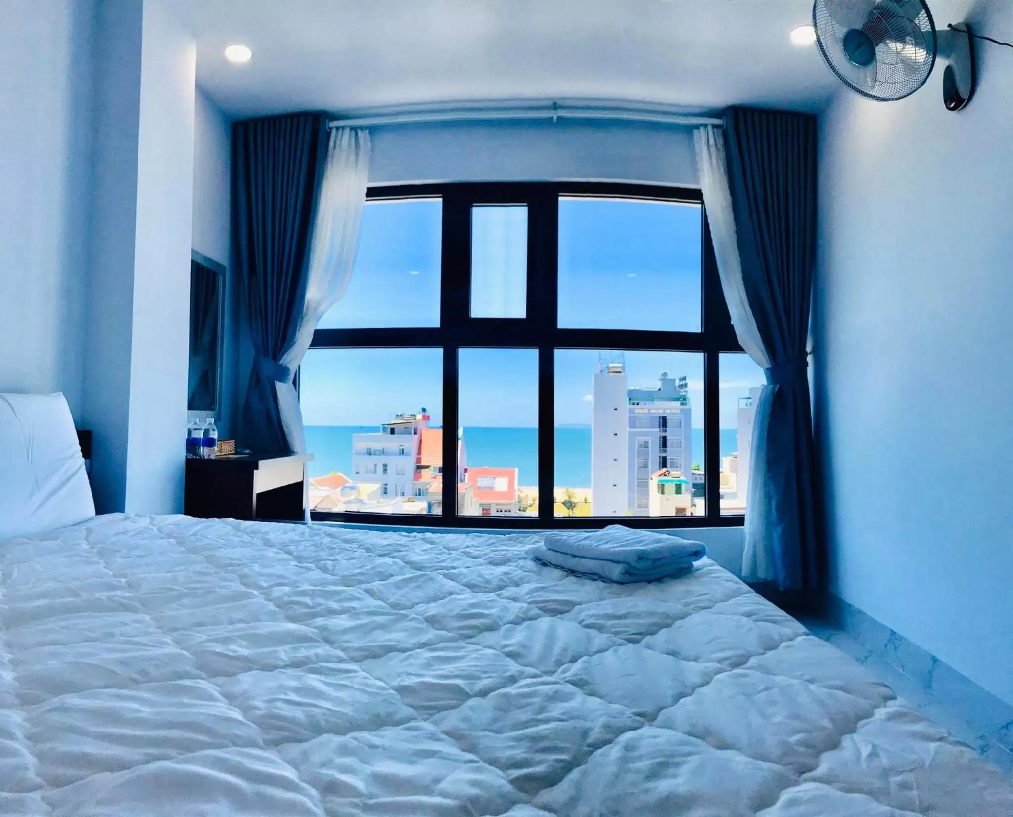 Bedroom, Bed in Tân Thi Hotel