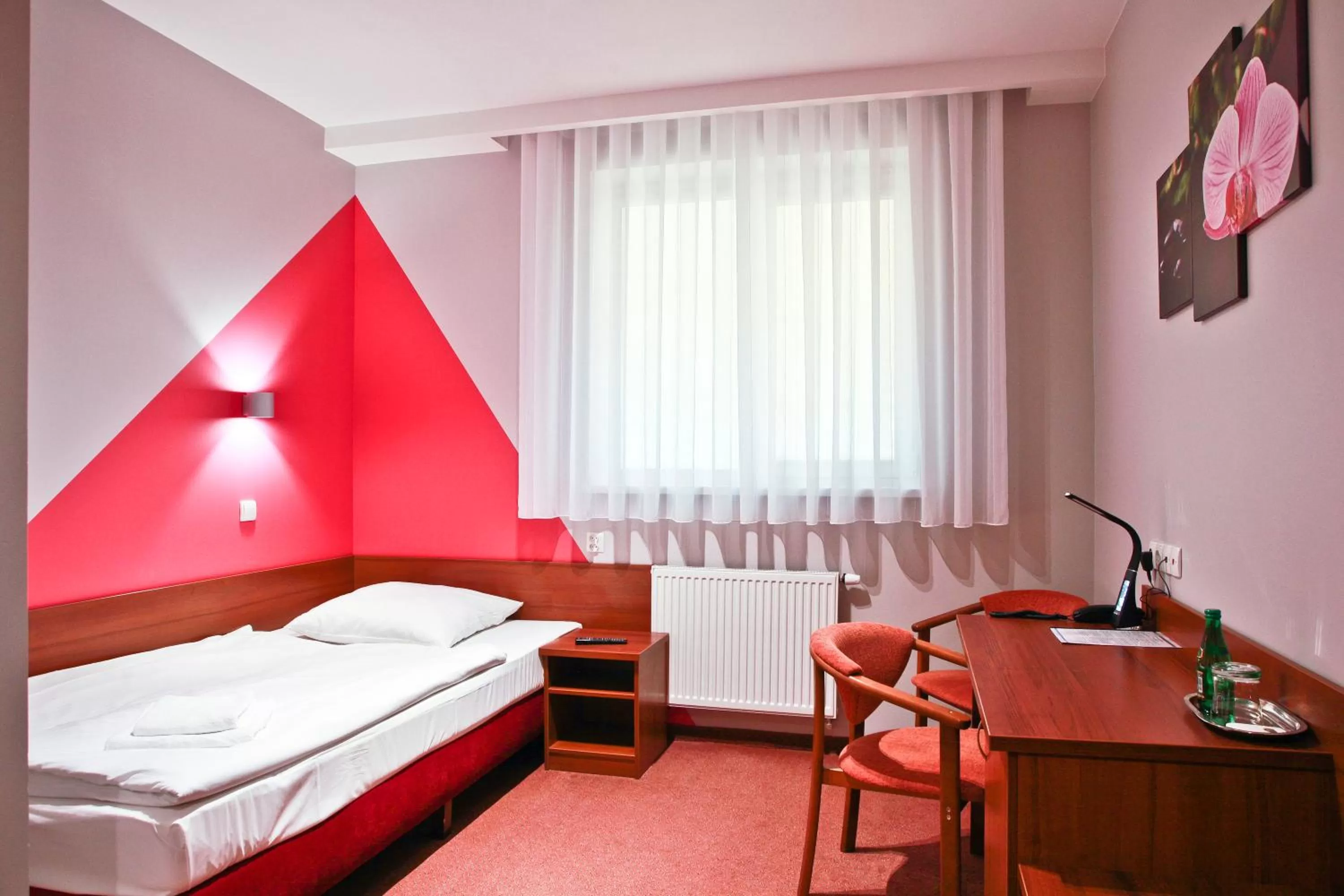 Photo of the whole room, Bed in Hotel Chabrowy Dworek