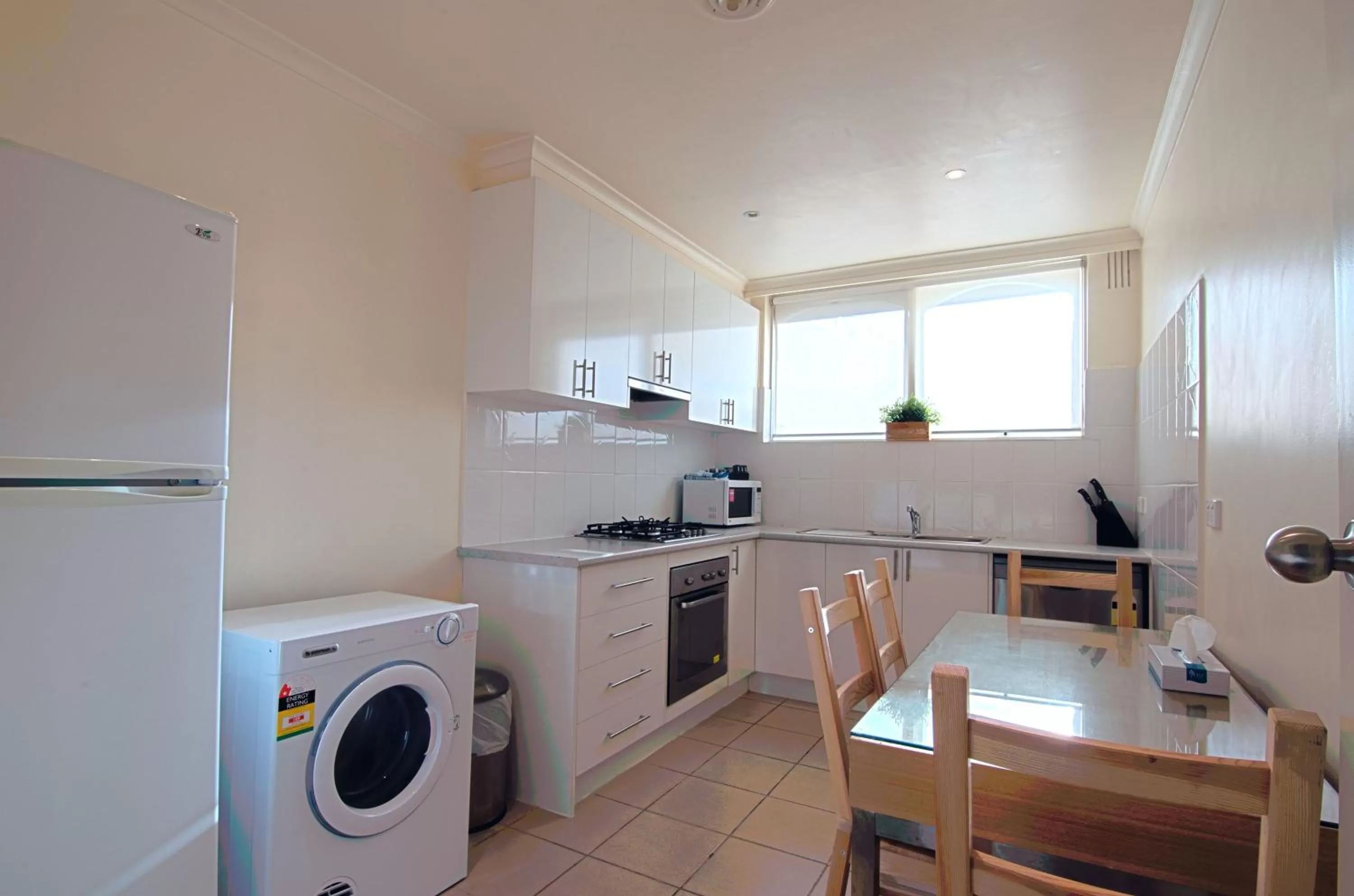 Dining area in Park Squire Motor Inn & Serviced Apartments