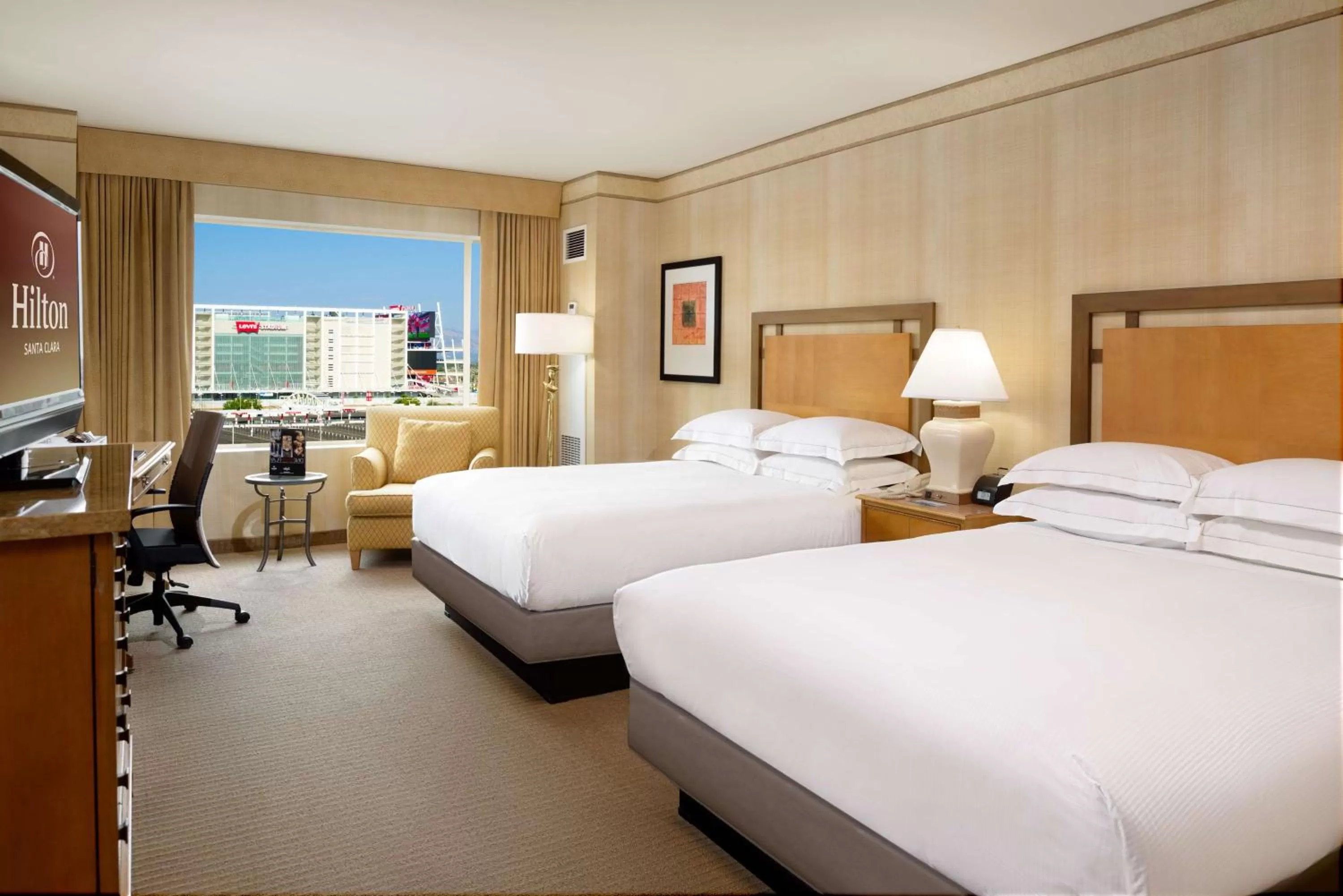 Bedroom, Bed in Hilton Santa Clara