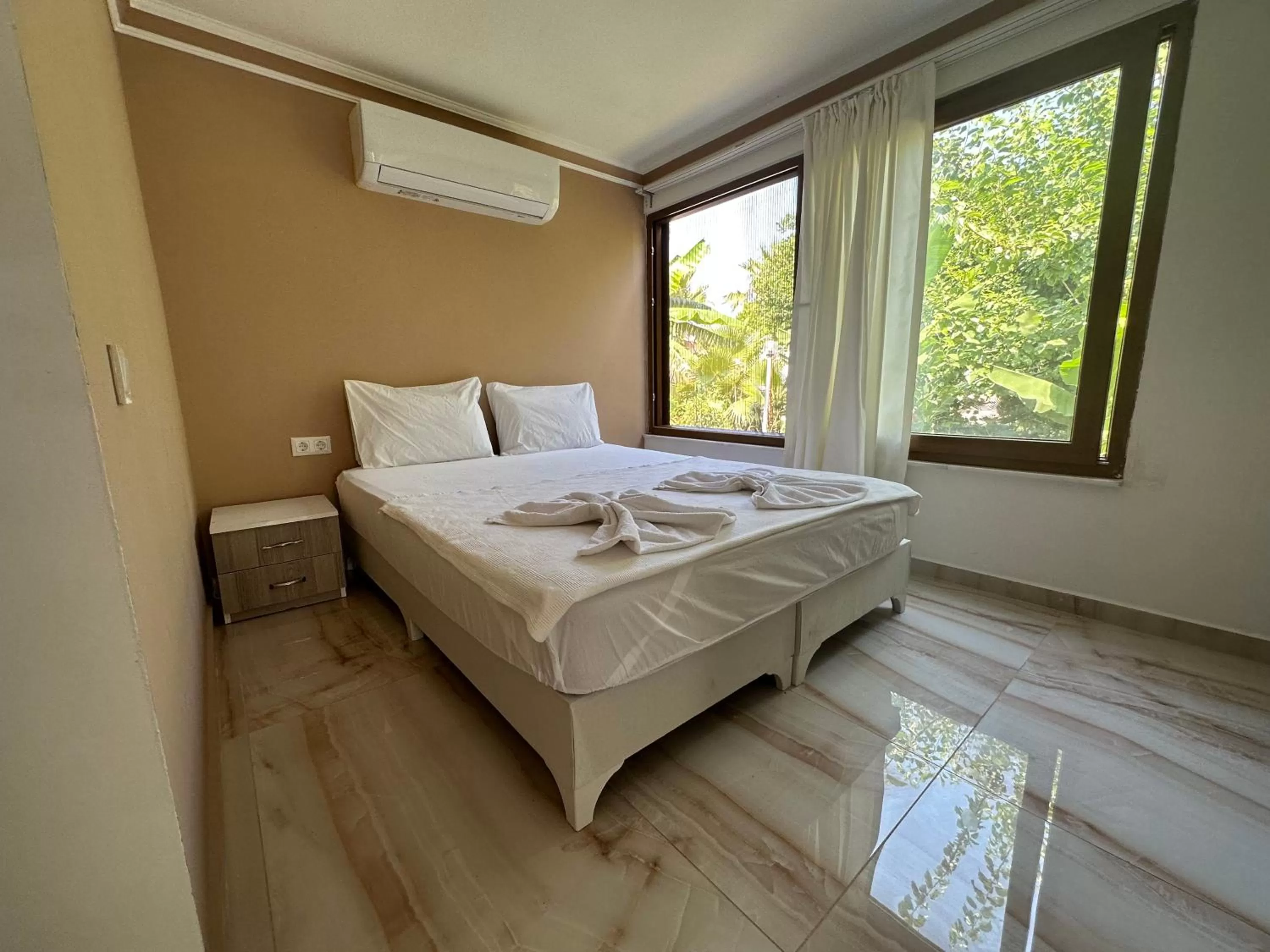 Bed in Kiriş Garden Hotel