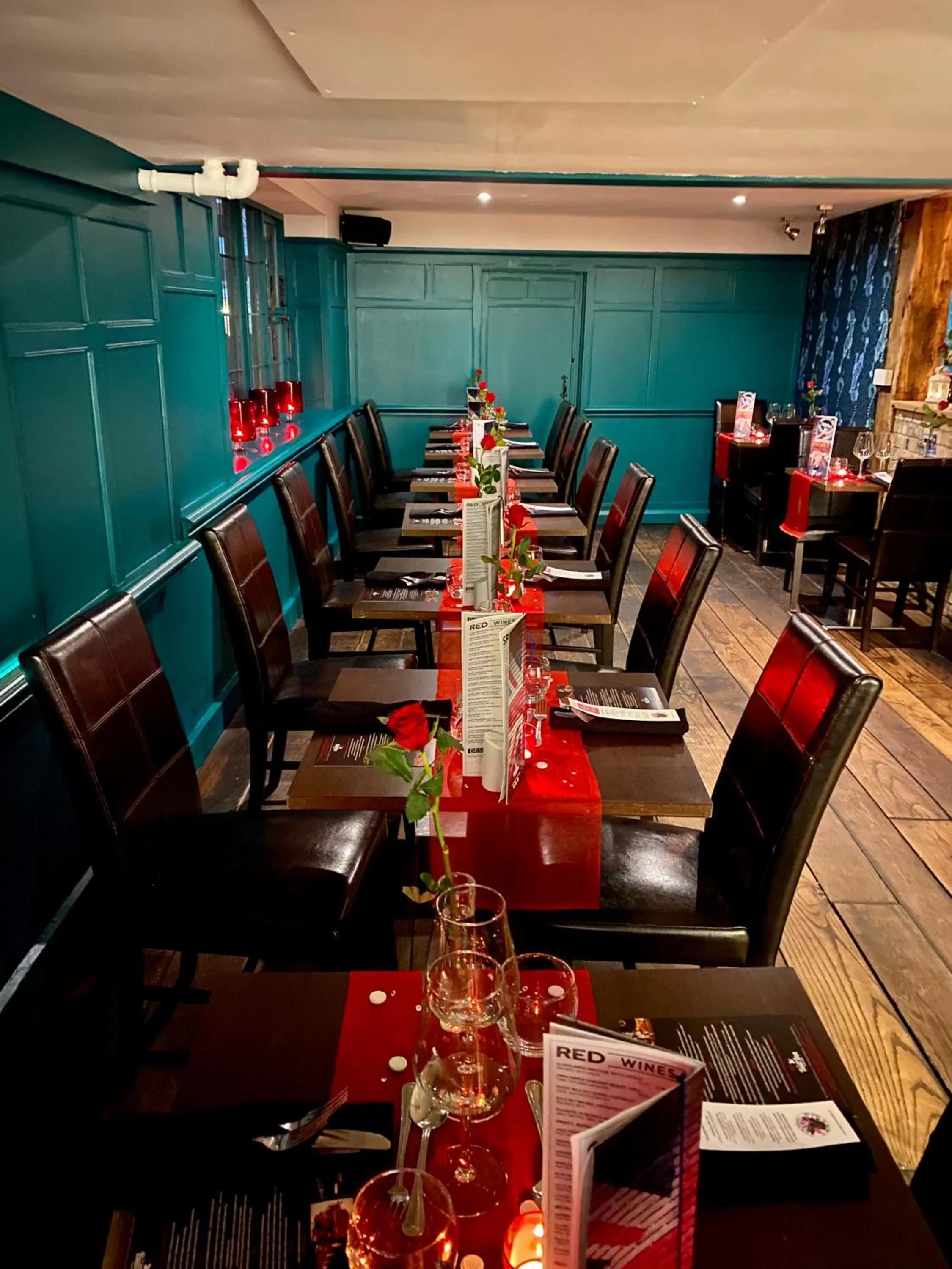 Restaurant/places to eat in The Bull Inn